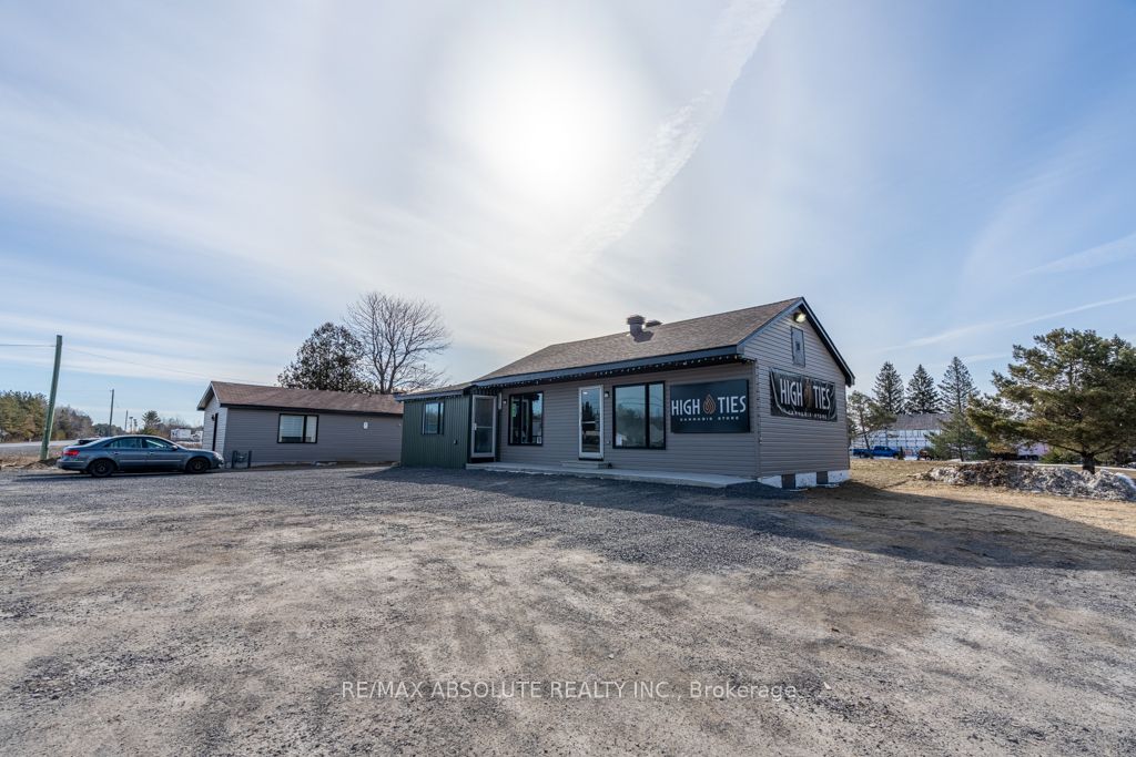 5785-5787 County Rd 17 Road Property Photo 1