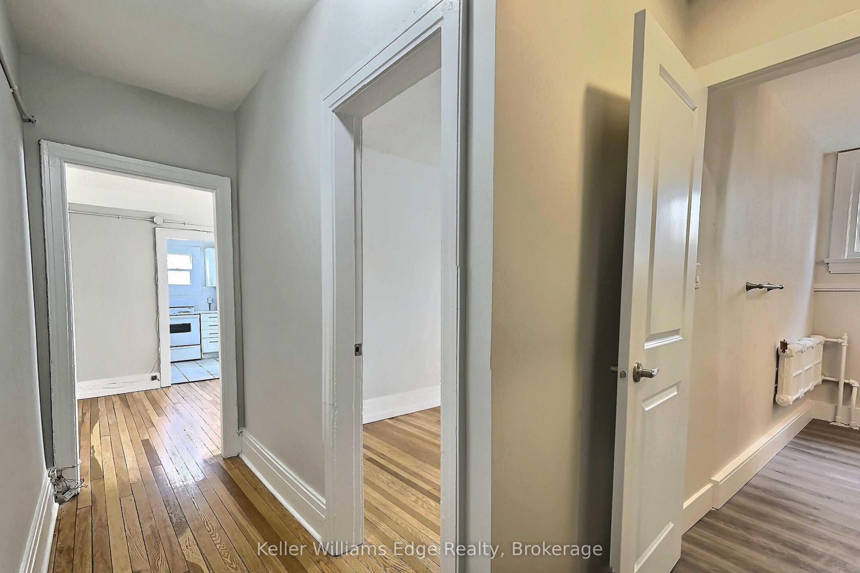 8 Tisdale Street S 7 Property Photo 7