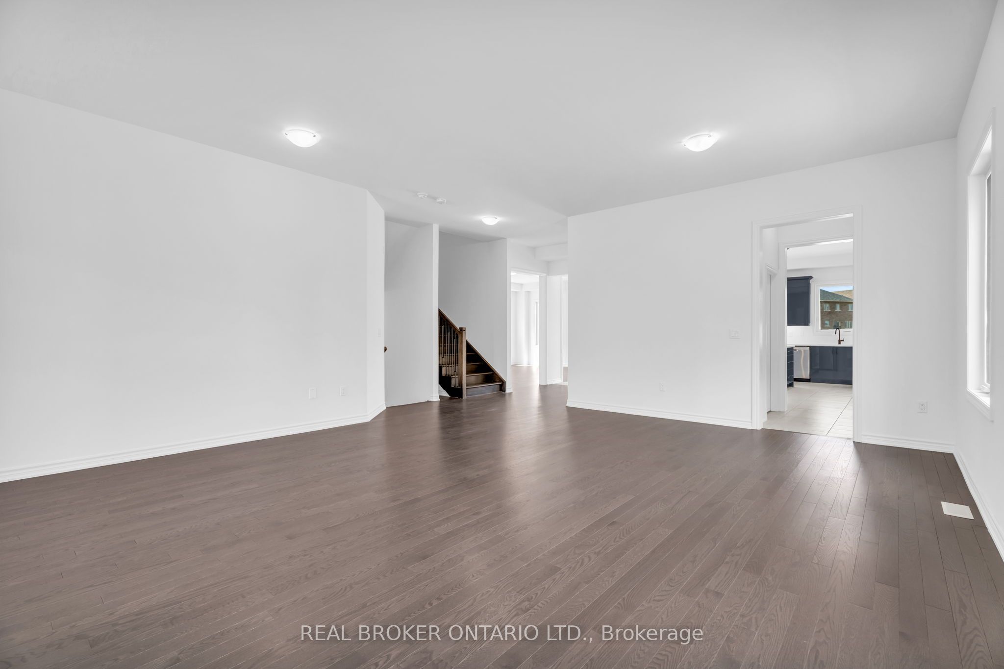 430 Vandusen Avenue Property Photo 9