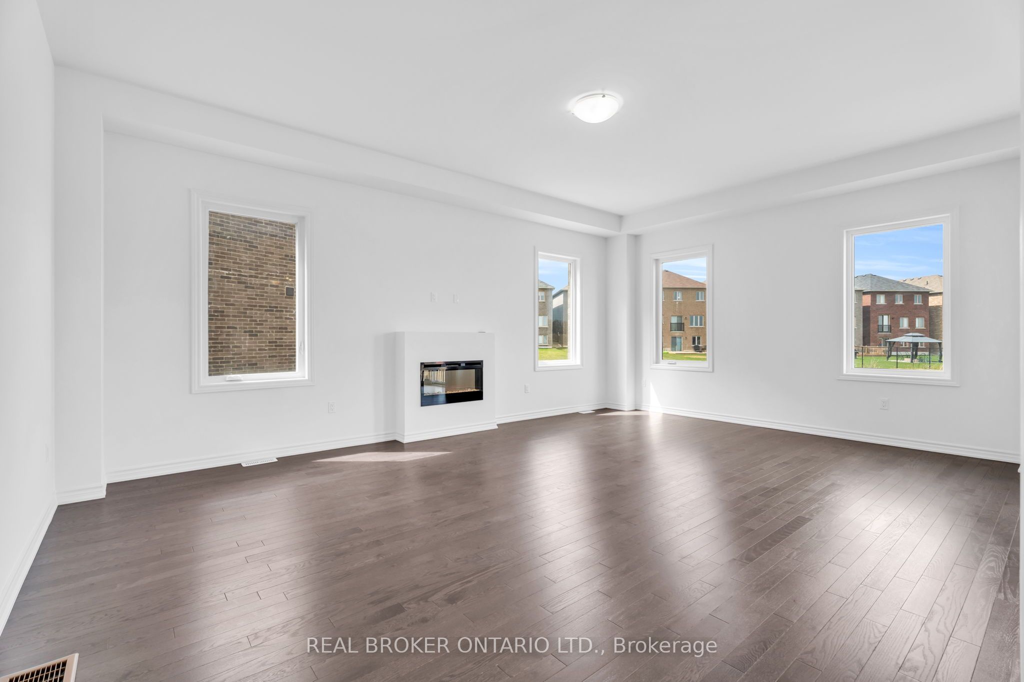 430 Vandusen Avenue Property Photo 13