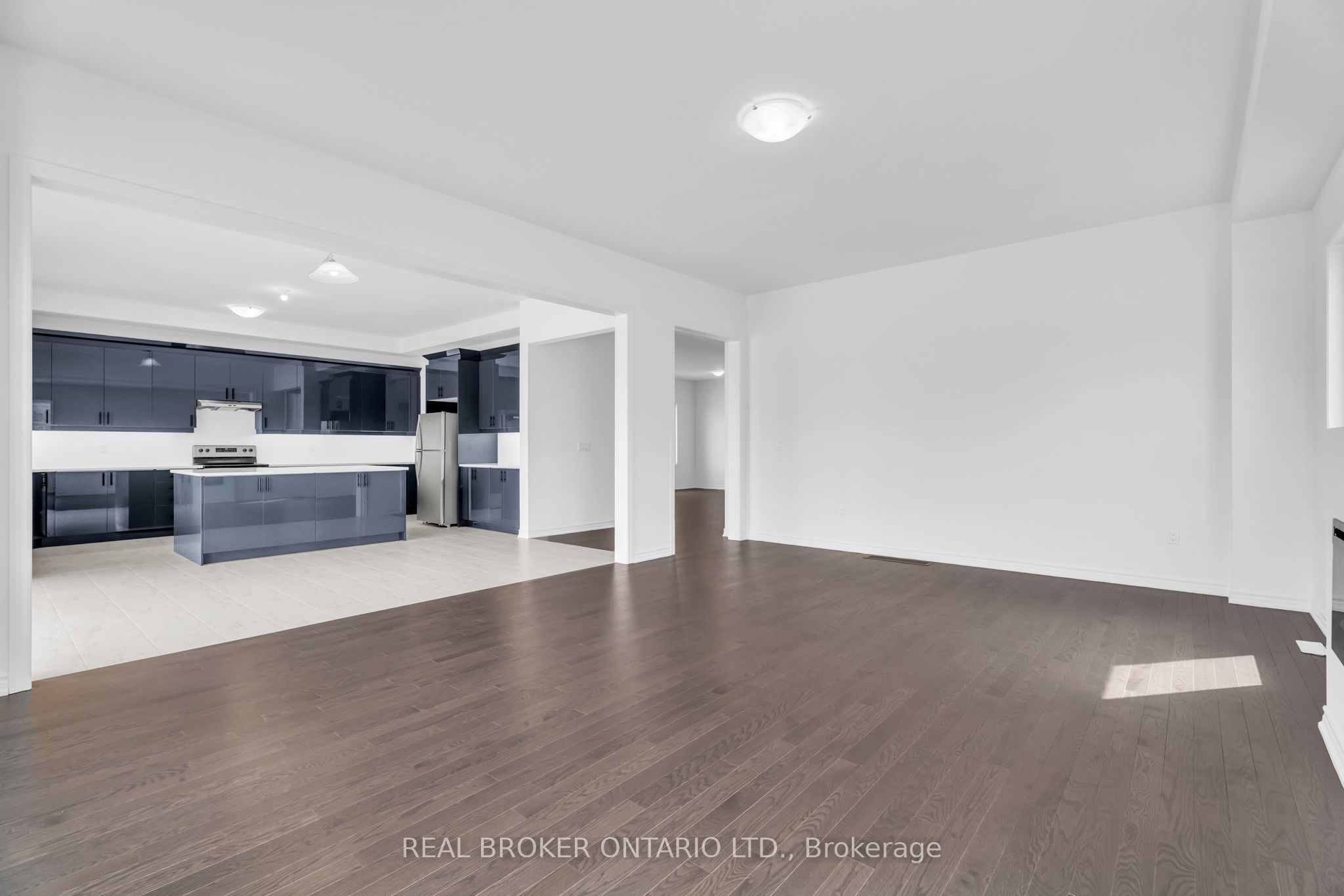 430 Vandusen Avenue Property Photo 15