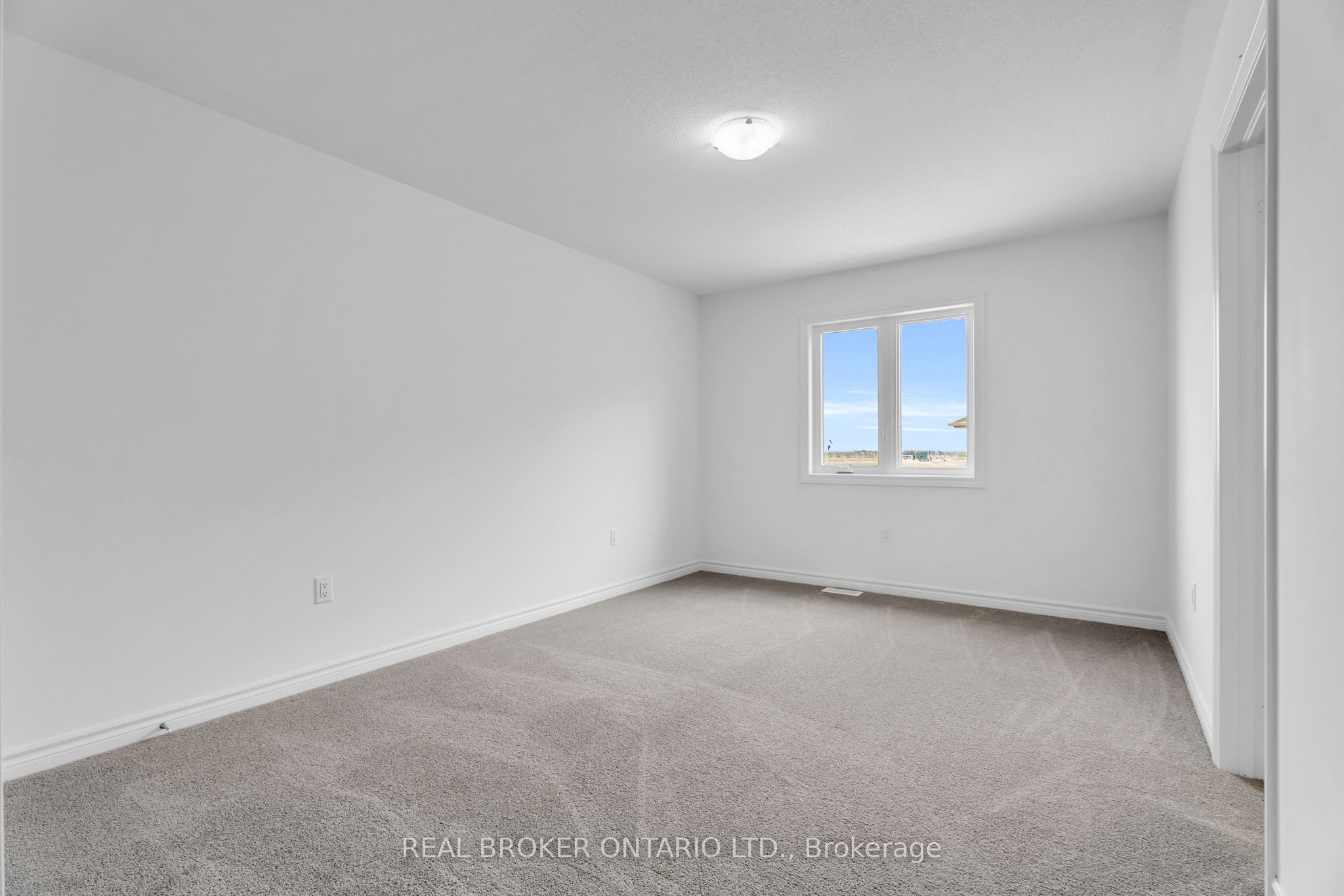 430 Vandusen Avenue Property Photo 39