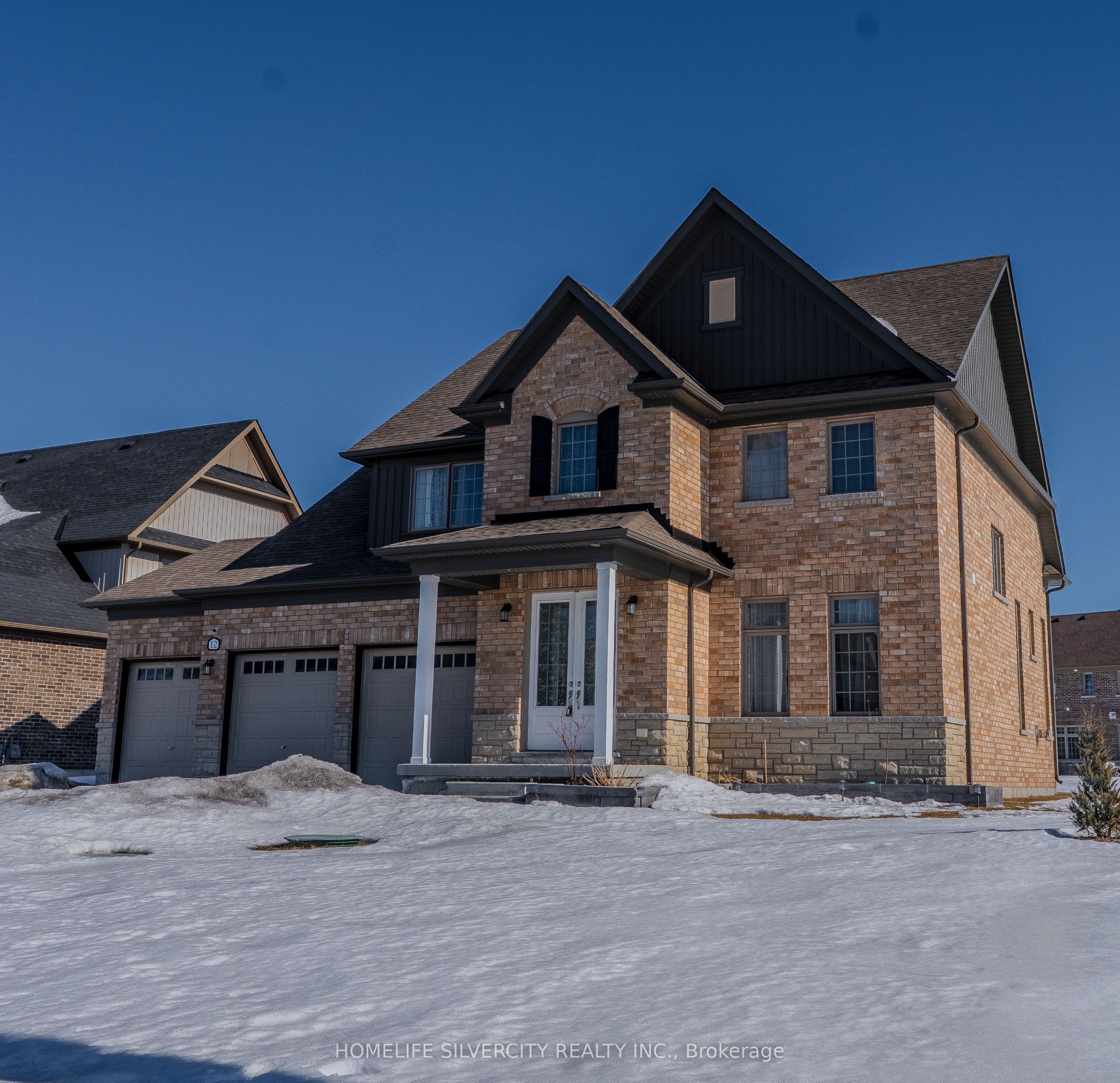 12 Summer Breeze Drive Property Photo 5