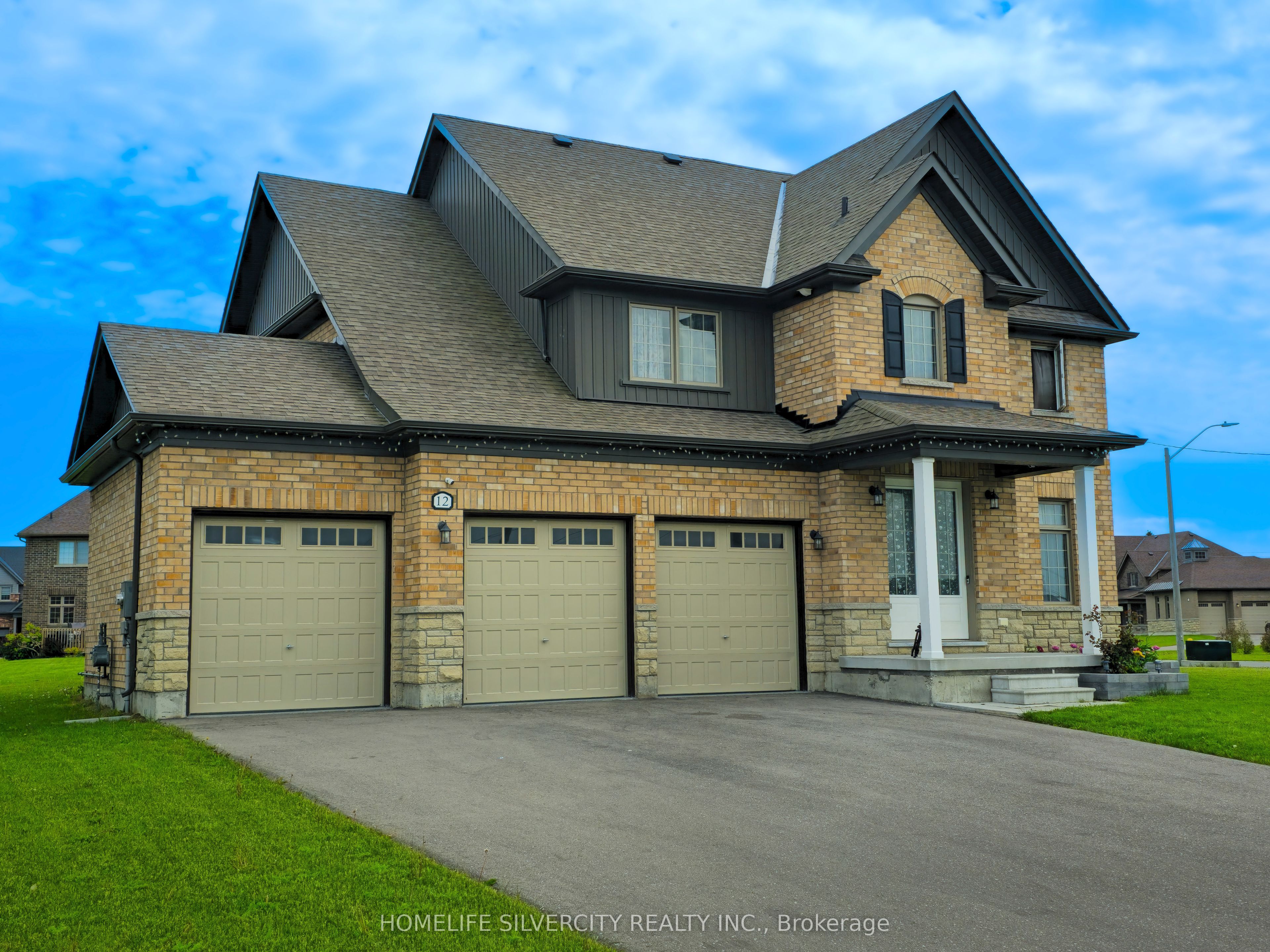 12 Summer Breeze Drive Property Photo 6