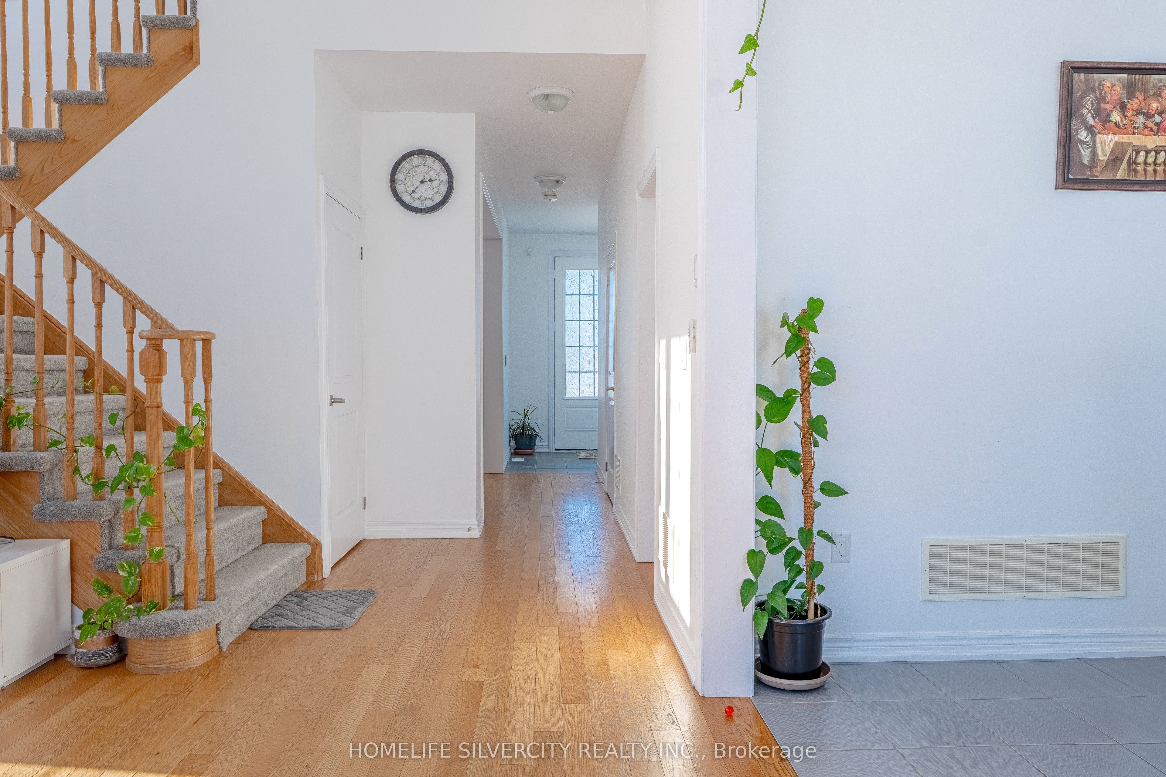 12 Summer Breeze Drive Property Photo 11