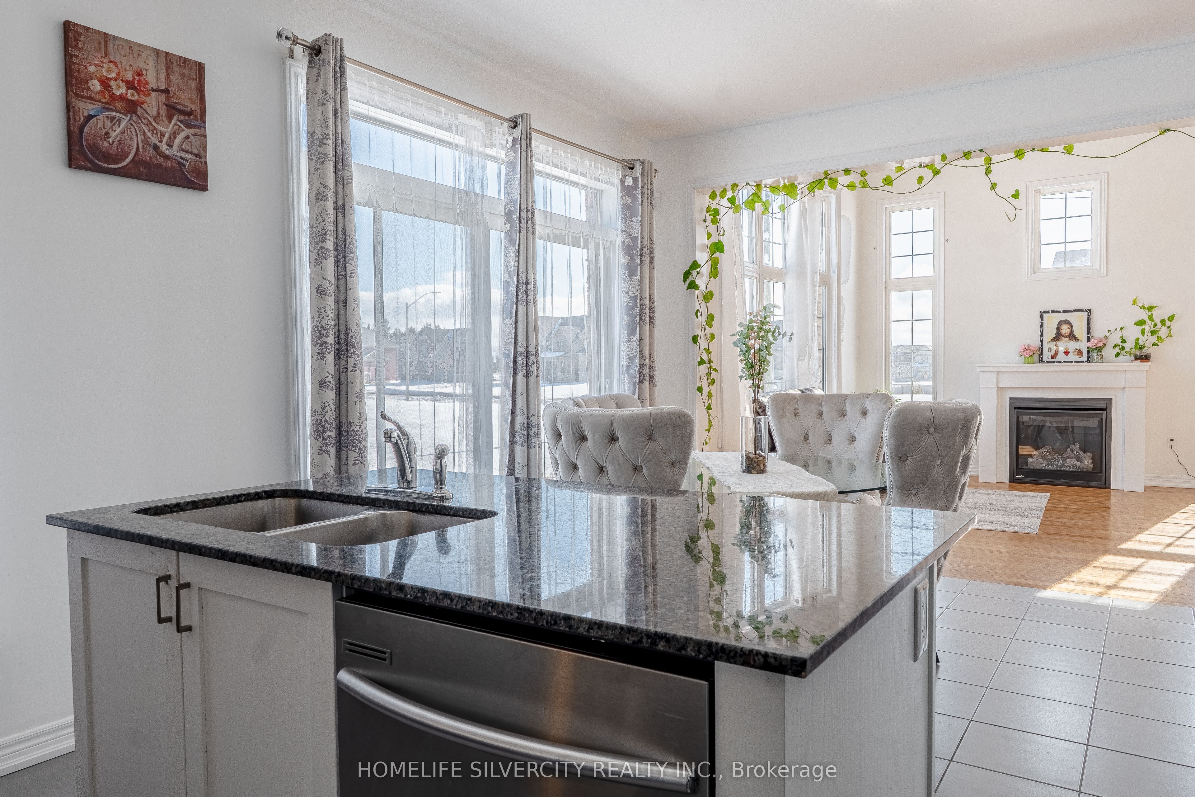 12 Summer Breeze Drive Property Photo 24