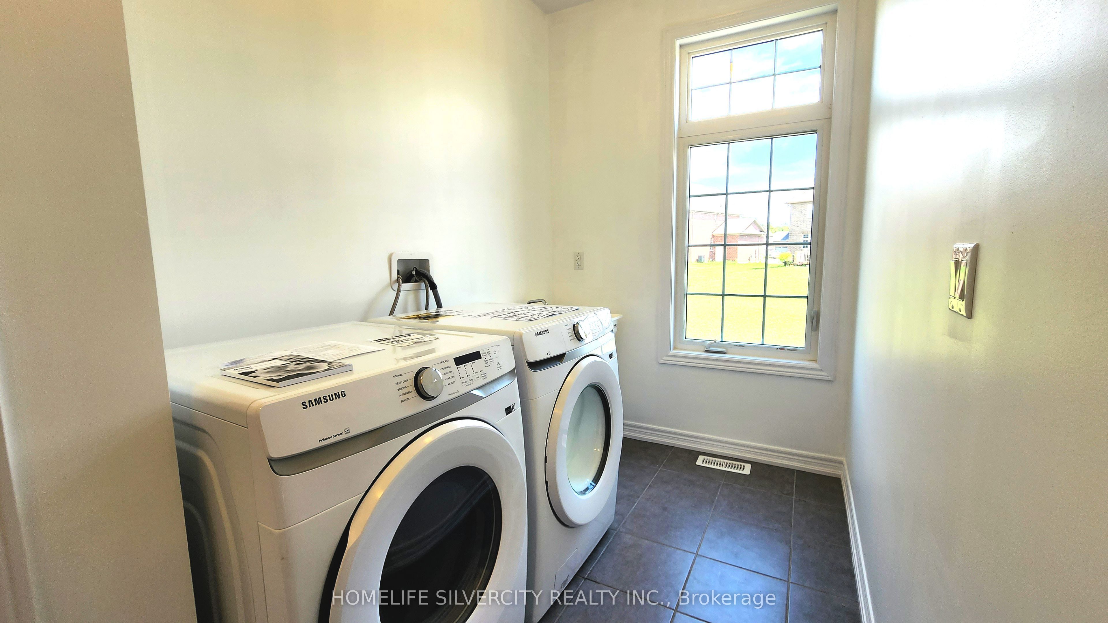 12 Summer Breeze Drive Property Photo 27