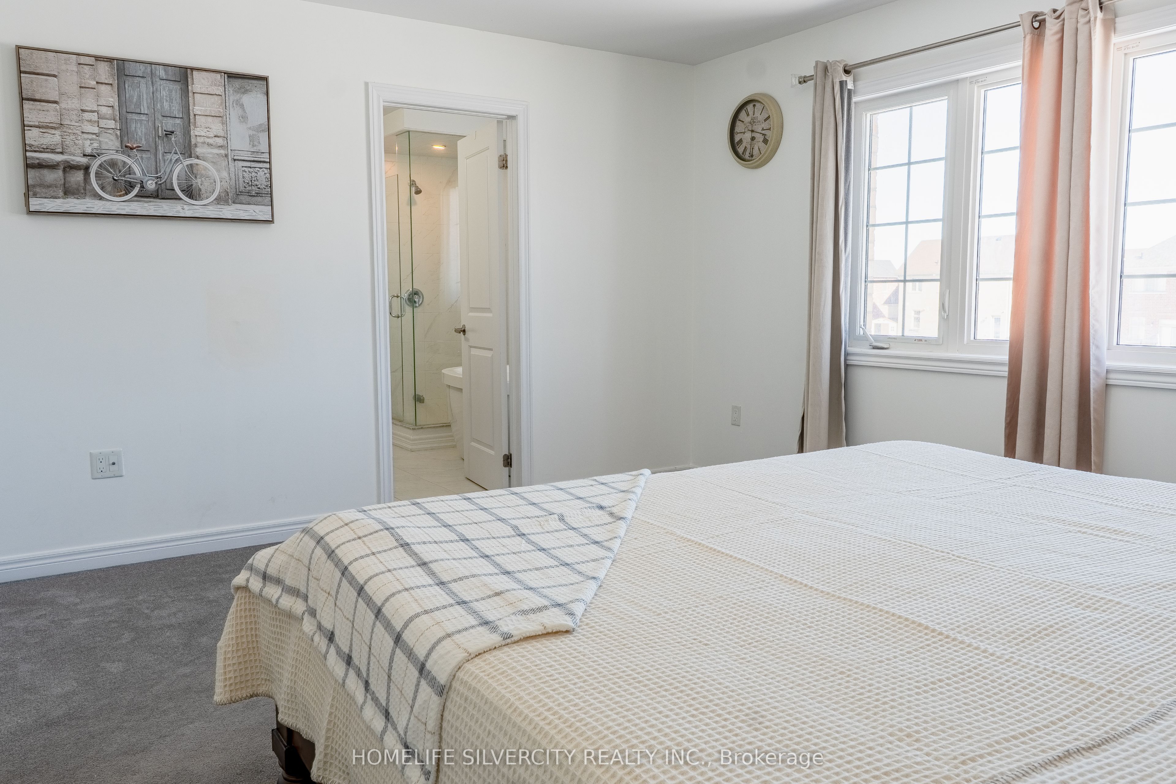 12 Summer Breeze Drive Property Photo 28