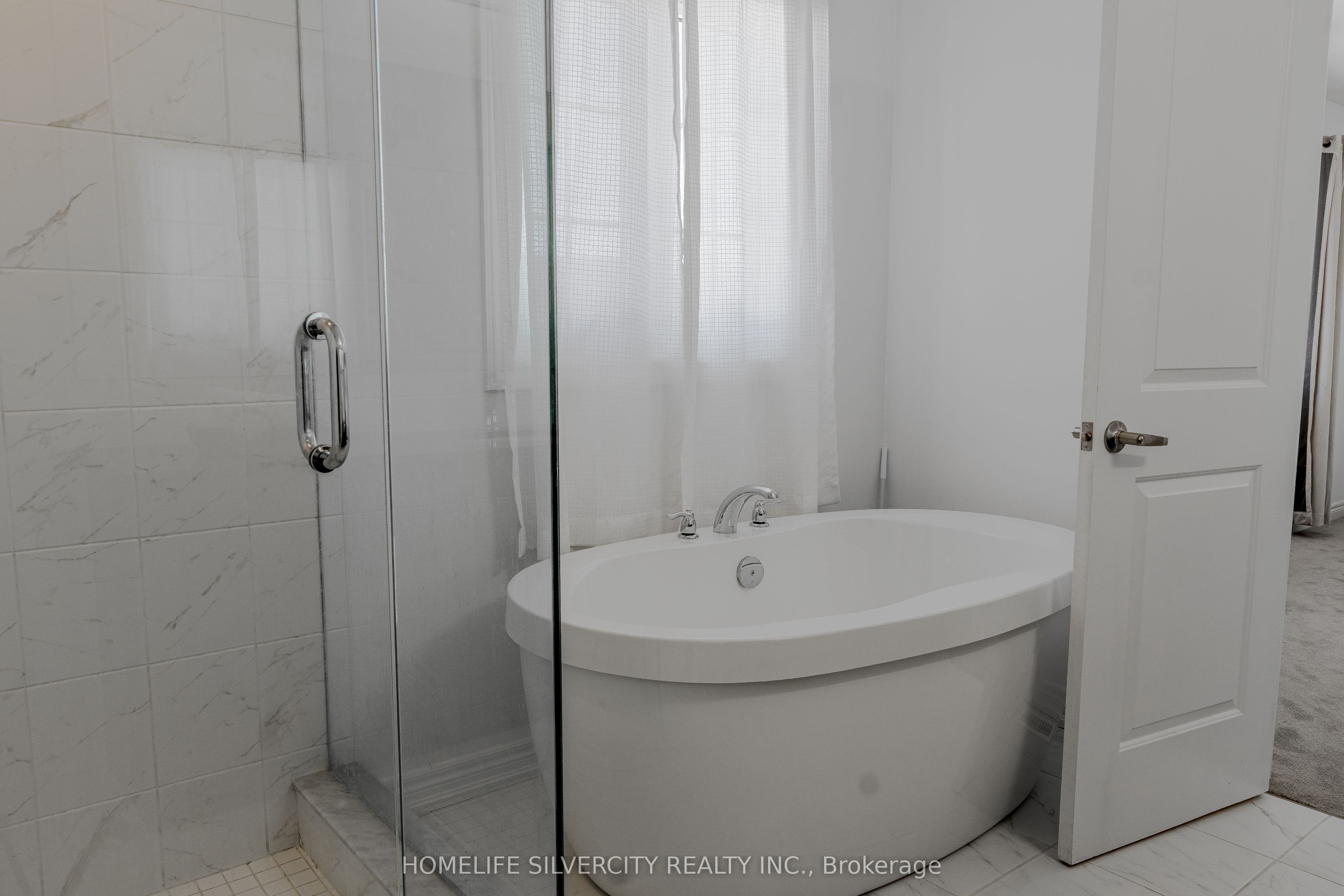 12 Summer Breeze Drive Property Photo 34