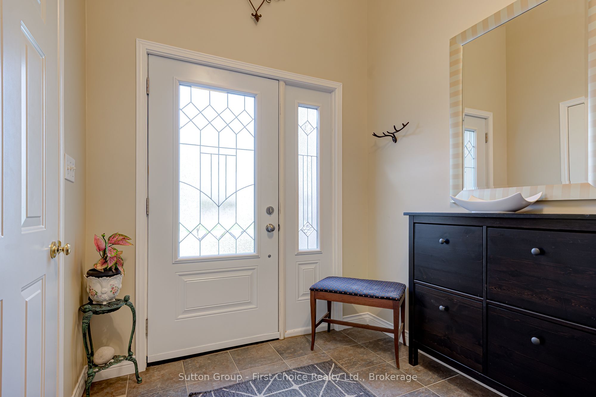 19 Eleanor Street Property Photo 7