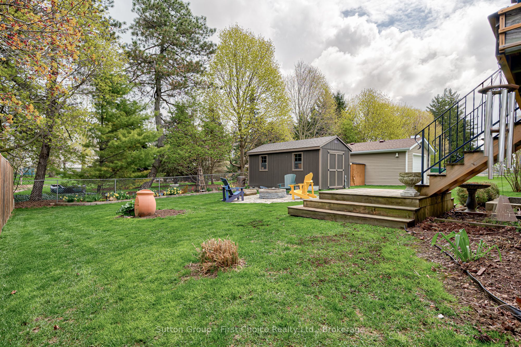 19 Eleanor Street Property Photo 45