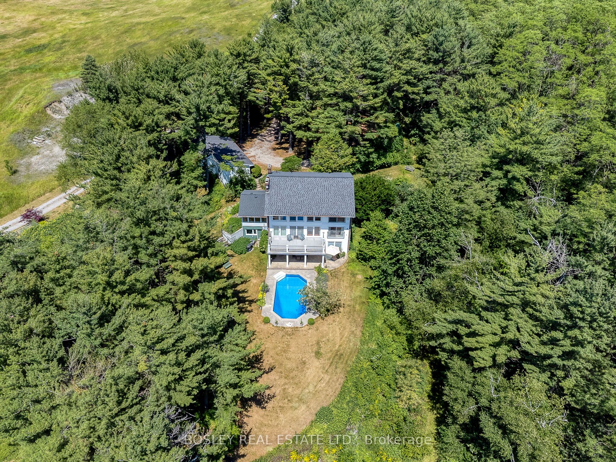 256 Wilson Drive Property Photo 1