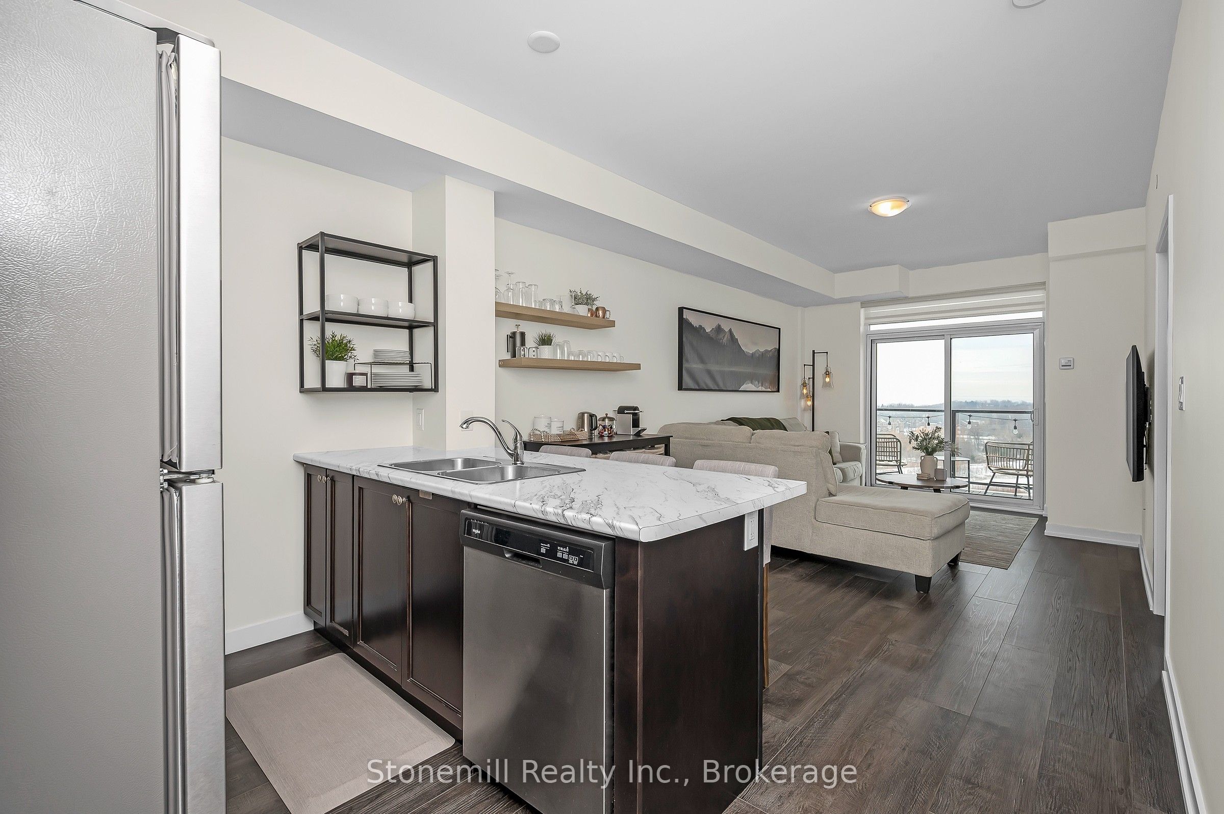 450 Dundas Street E 701 Property Photo 4