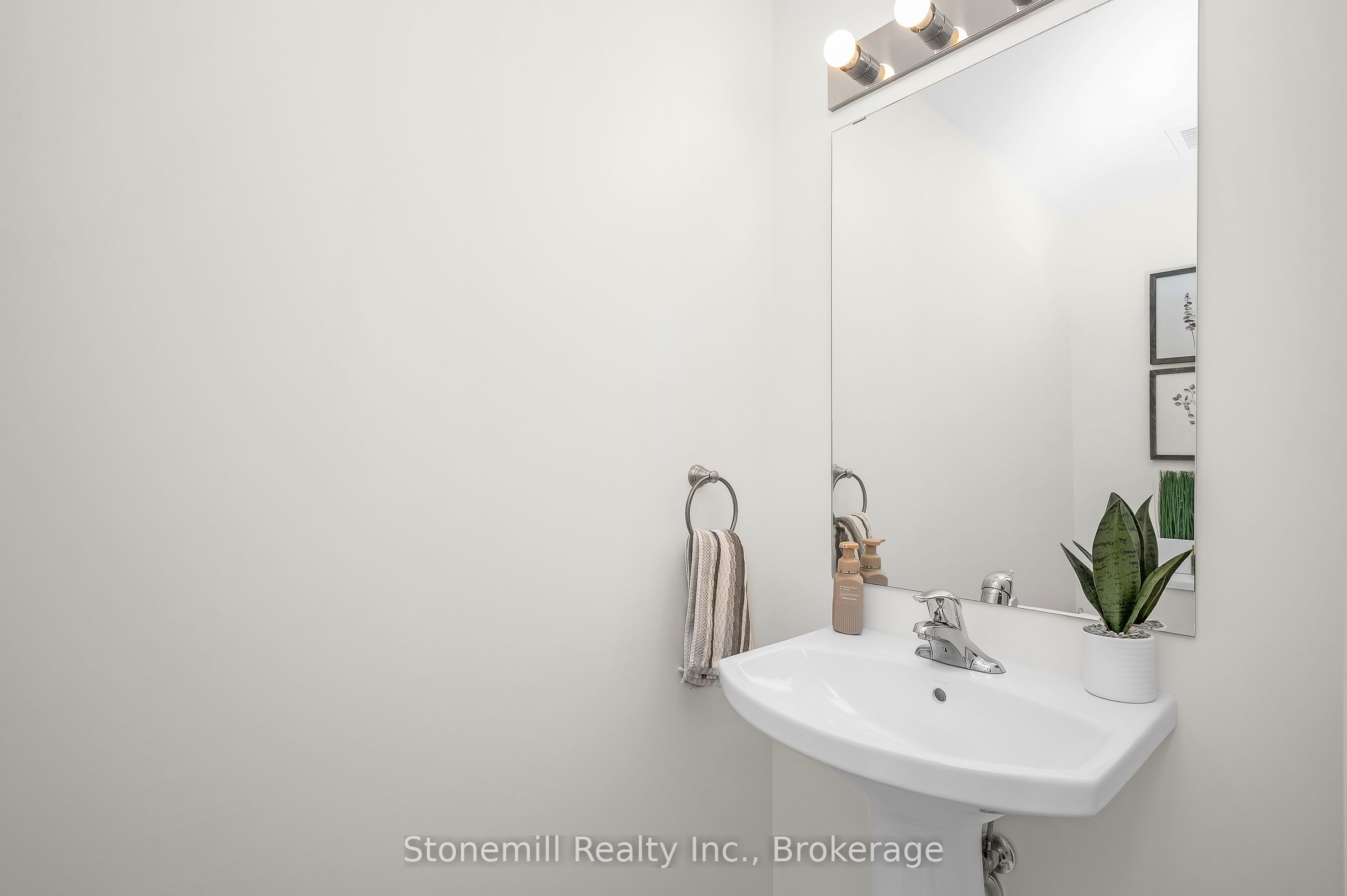 450 Dundas Street E 701 Property Photo 7