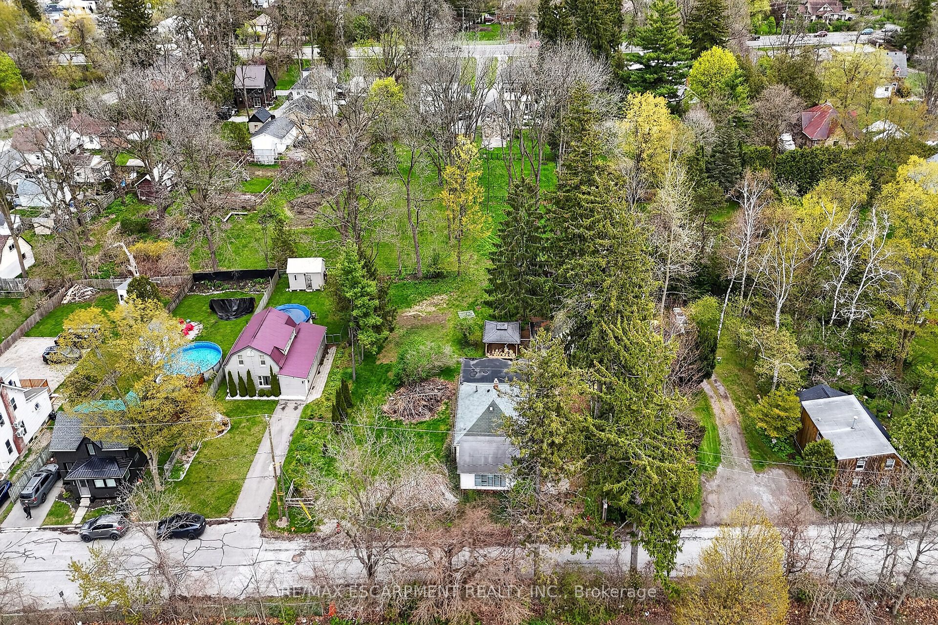313 John Street Property Photo 6