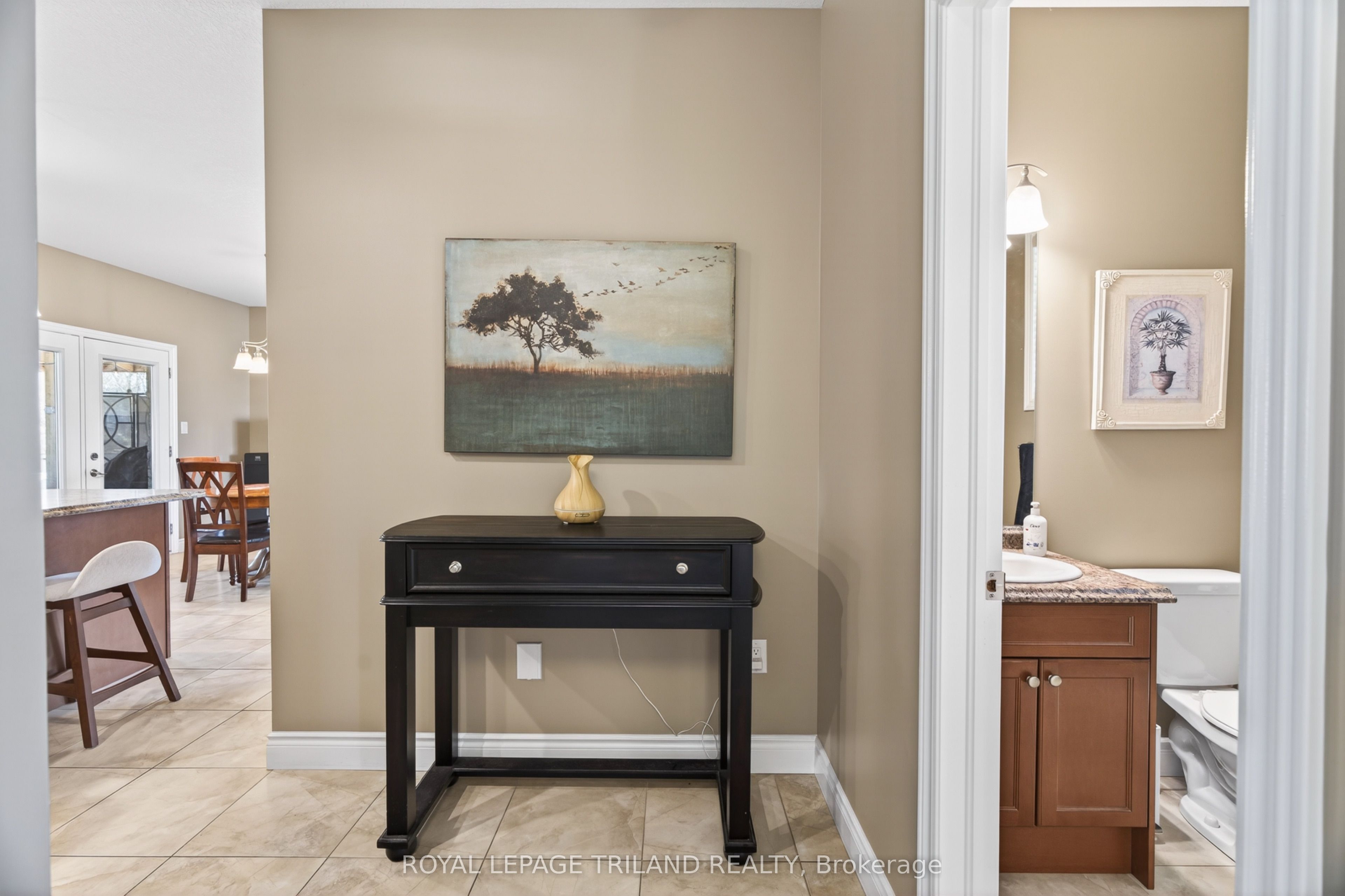 40 Fieldstone Crescent Property Photo 6