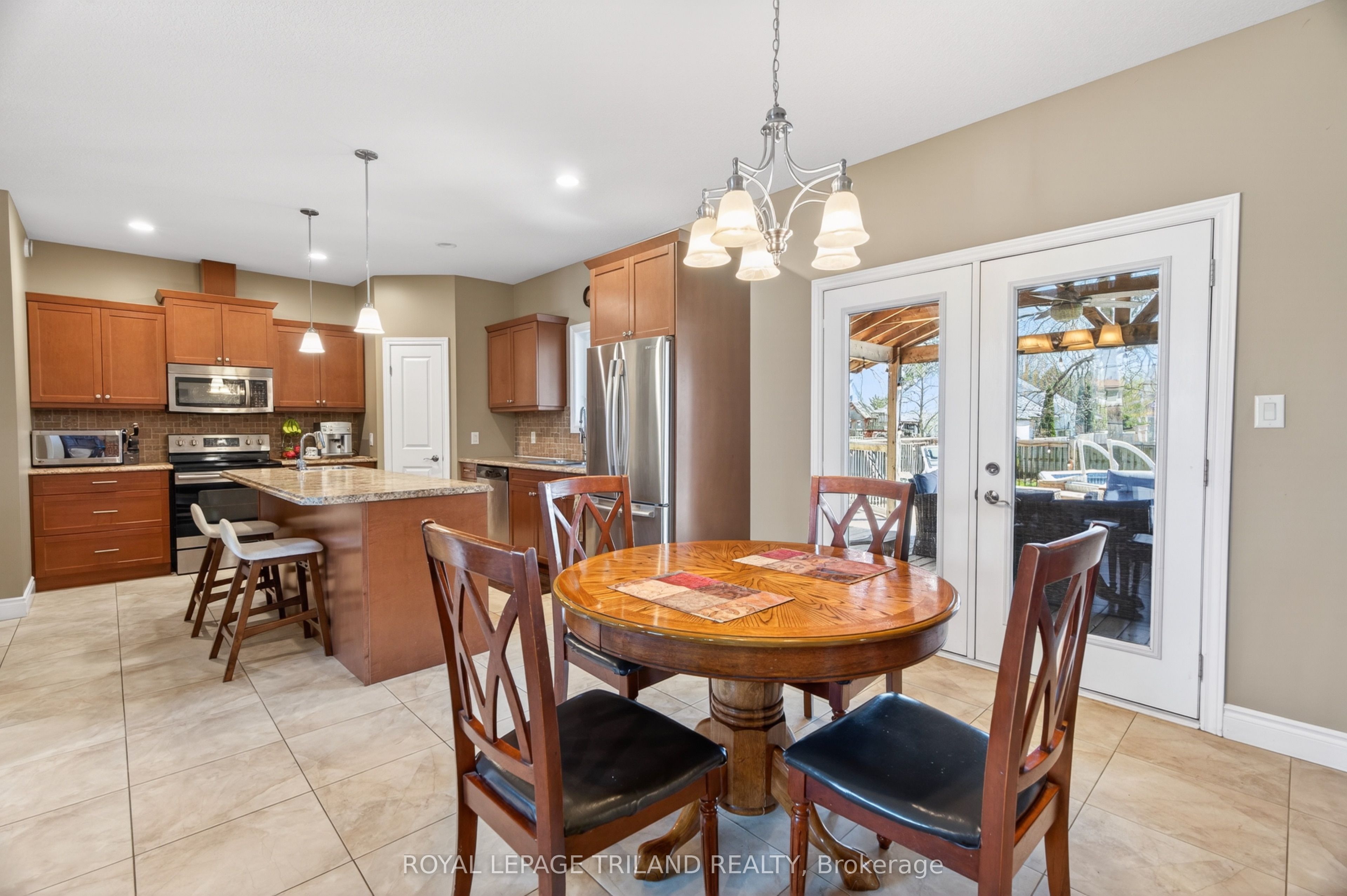 40 Fieldstone Crescent Property Photo 14