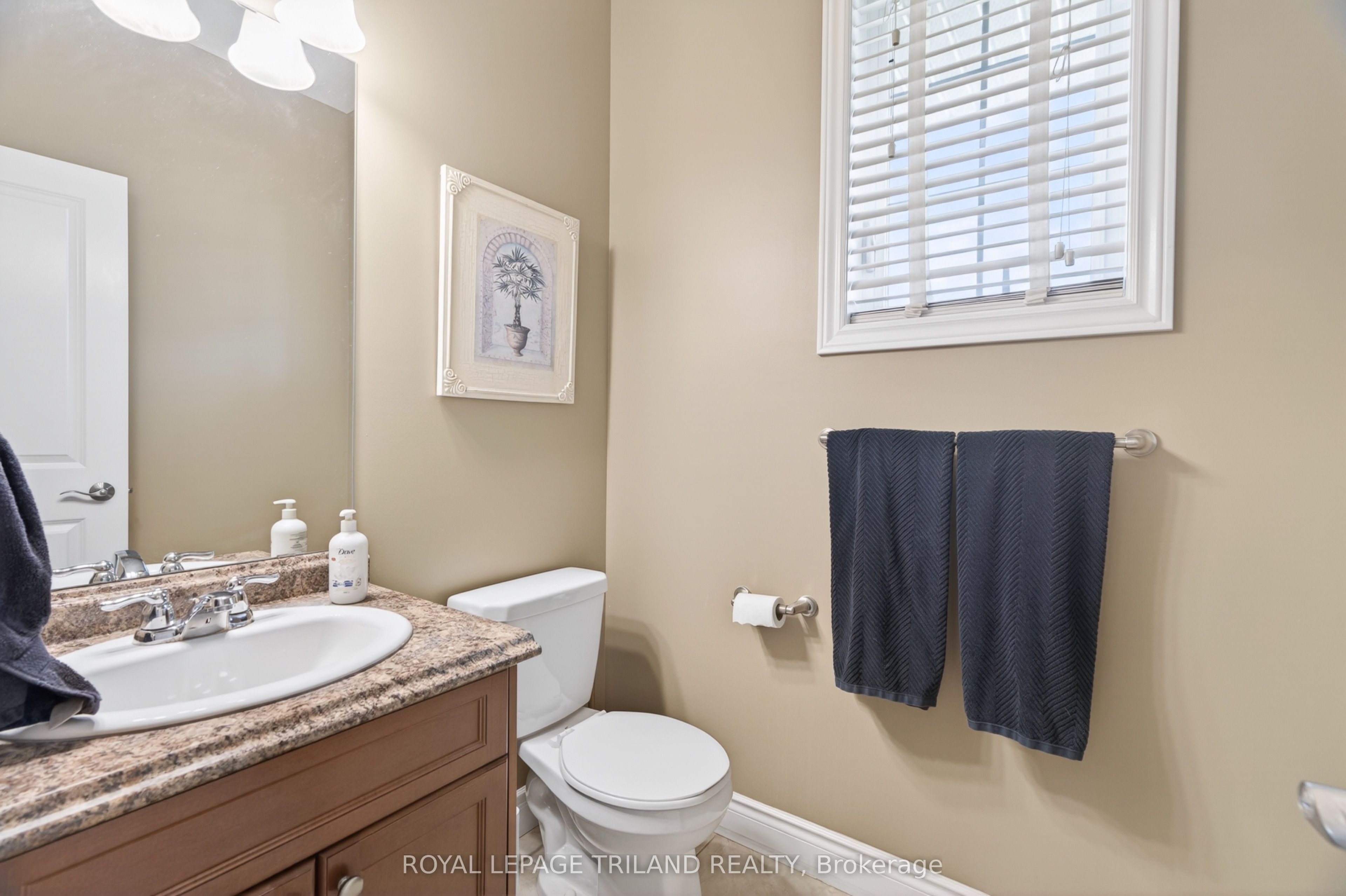 40 Fieldstone Crescent Property Photo 18