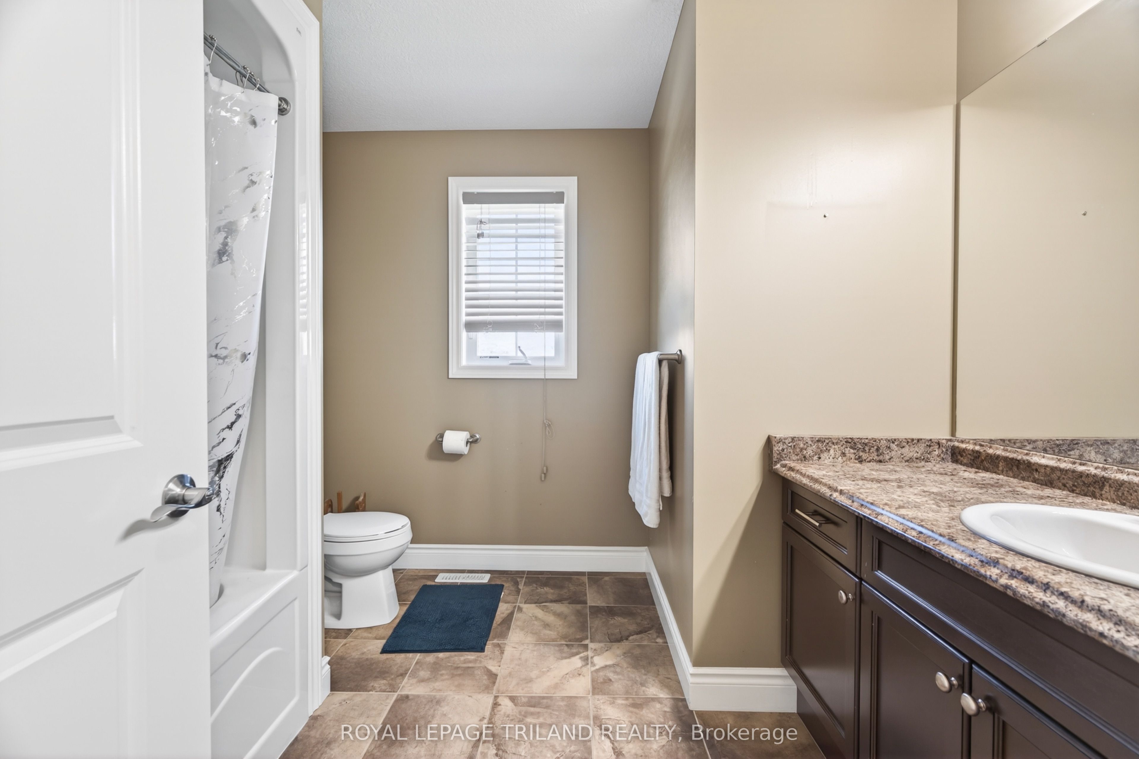 40 Fieldstone Crescent Property Photo 21