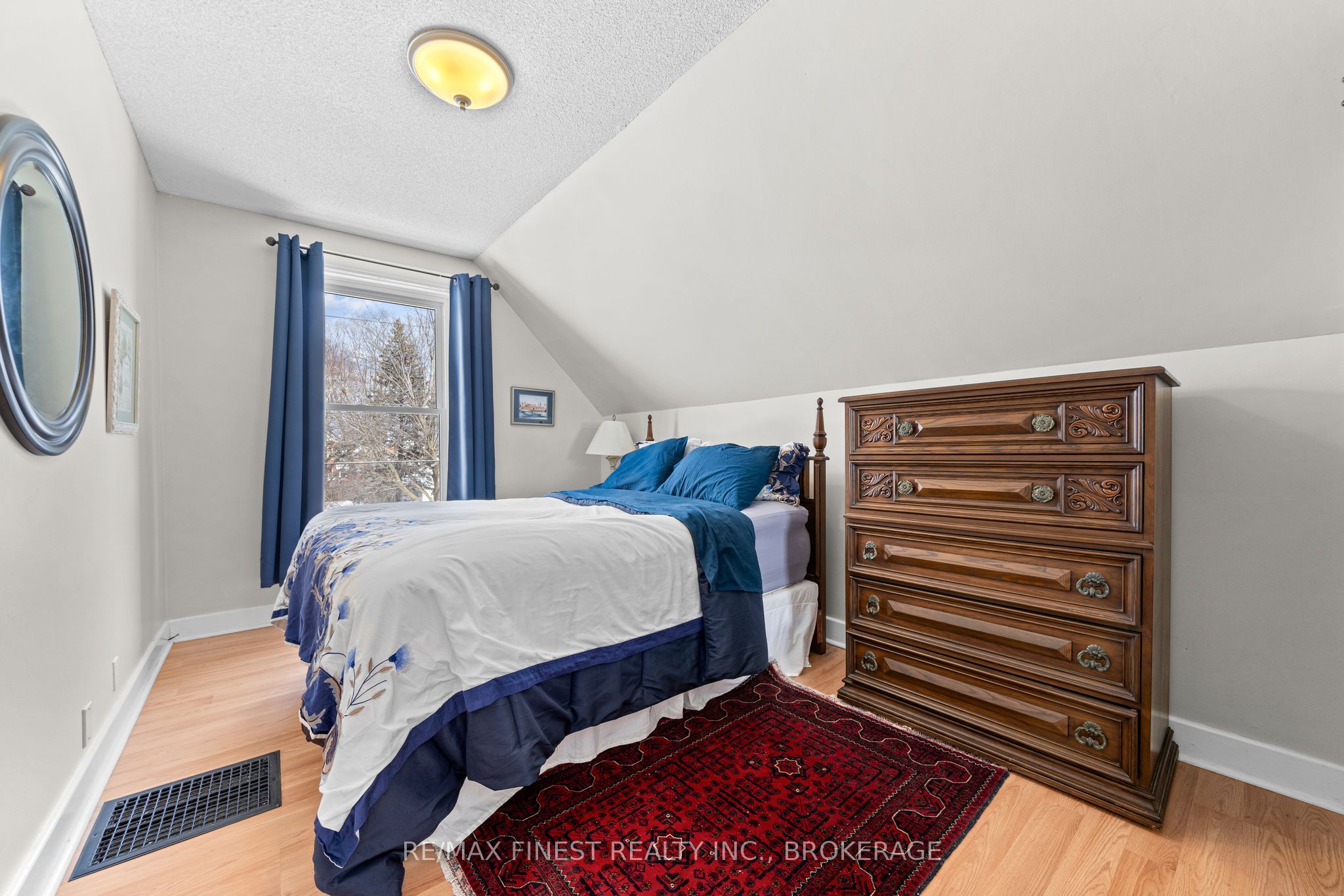 21 Centre Street Property Photo 21