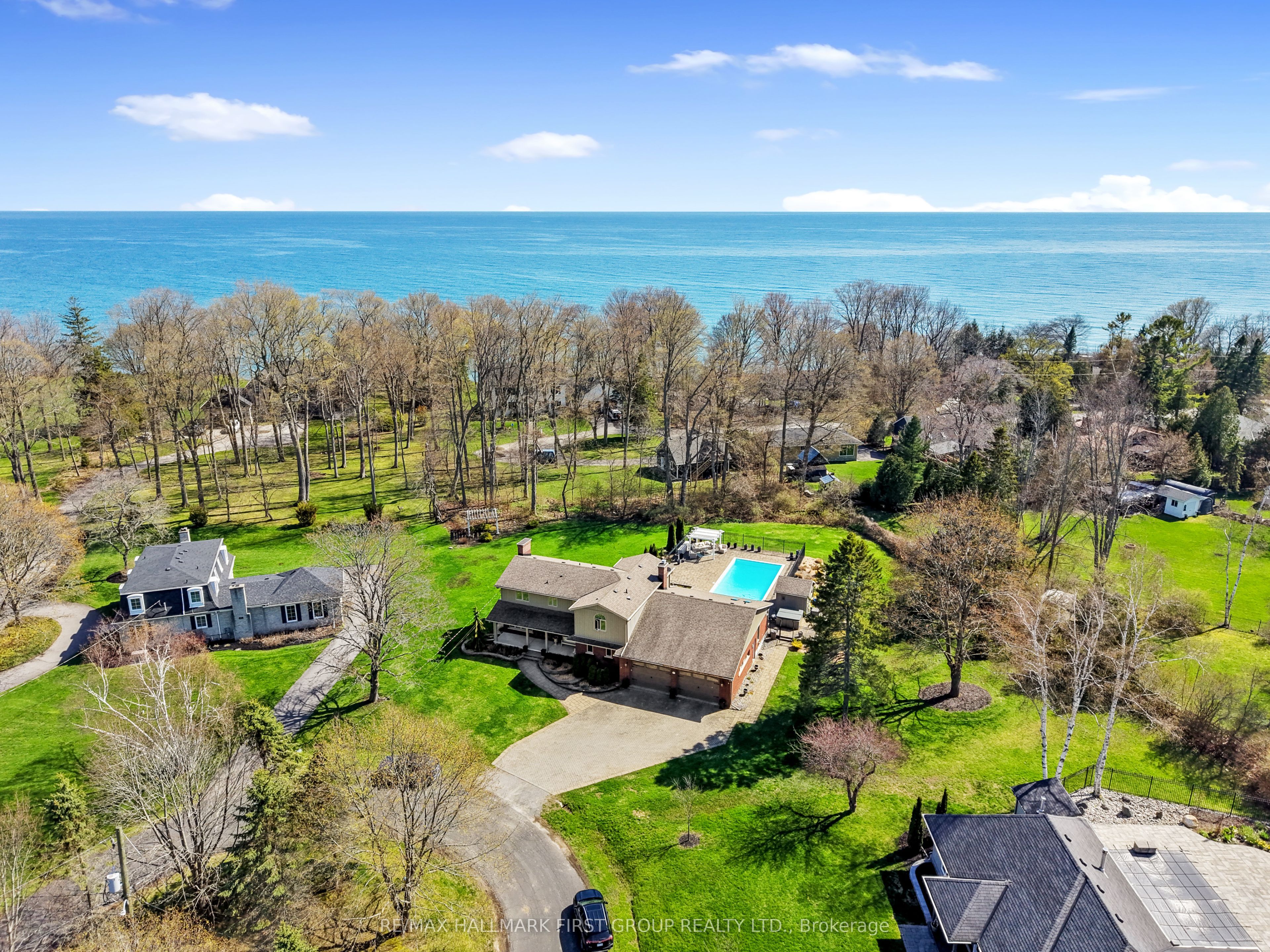 3 Hamilton Court Property Photo 1