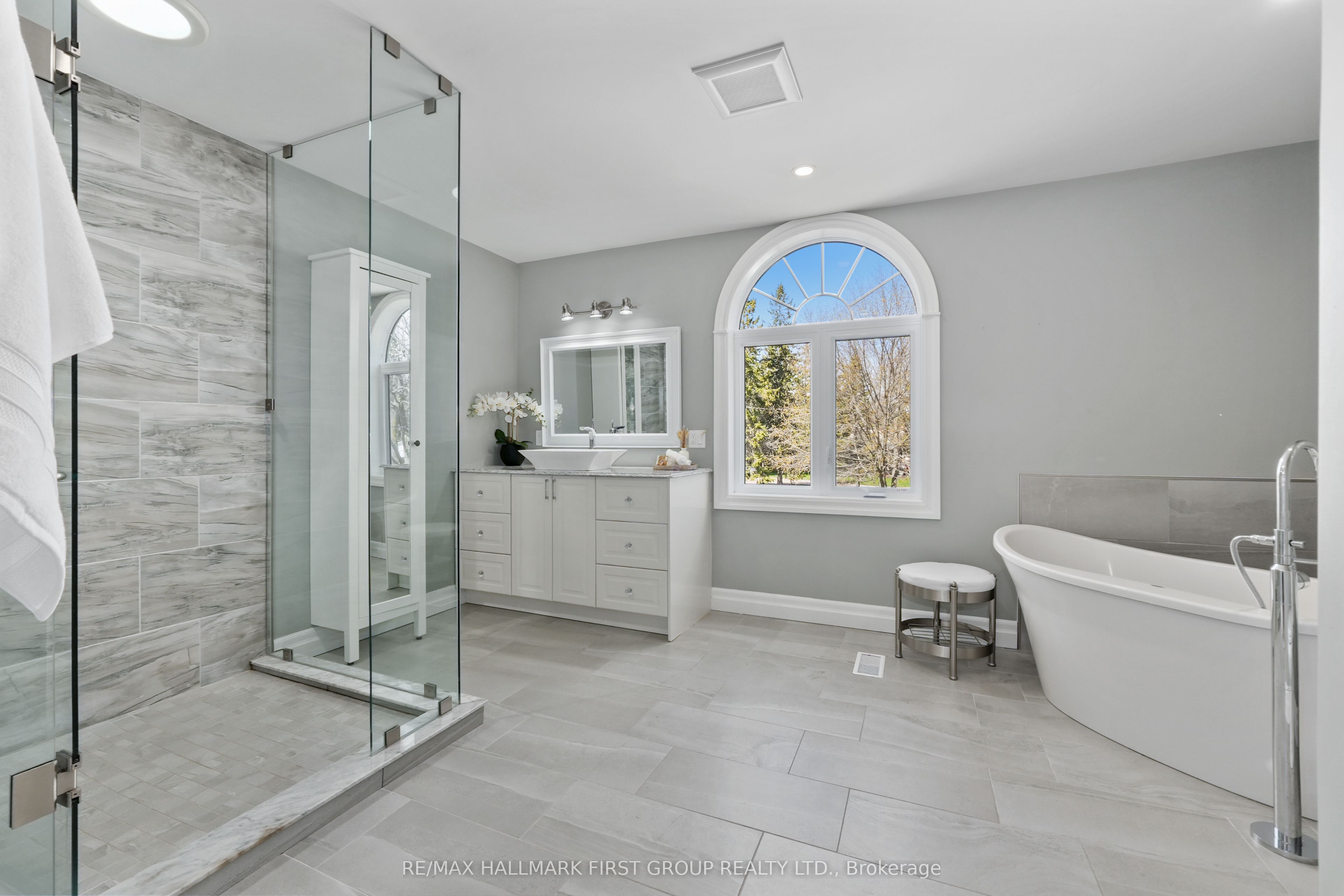 3 Hamilton Court Property Photo 26