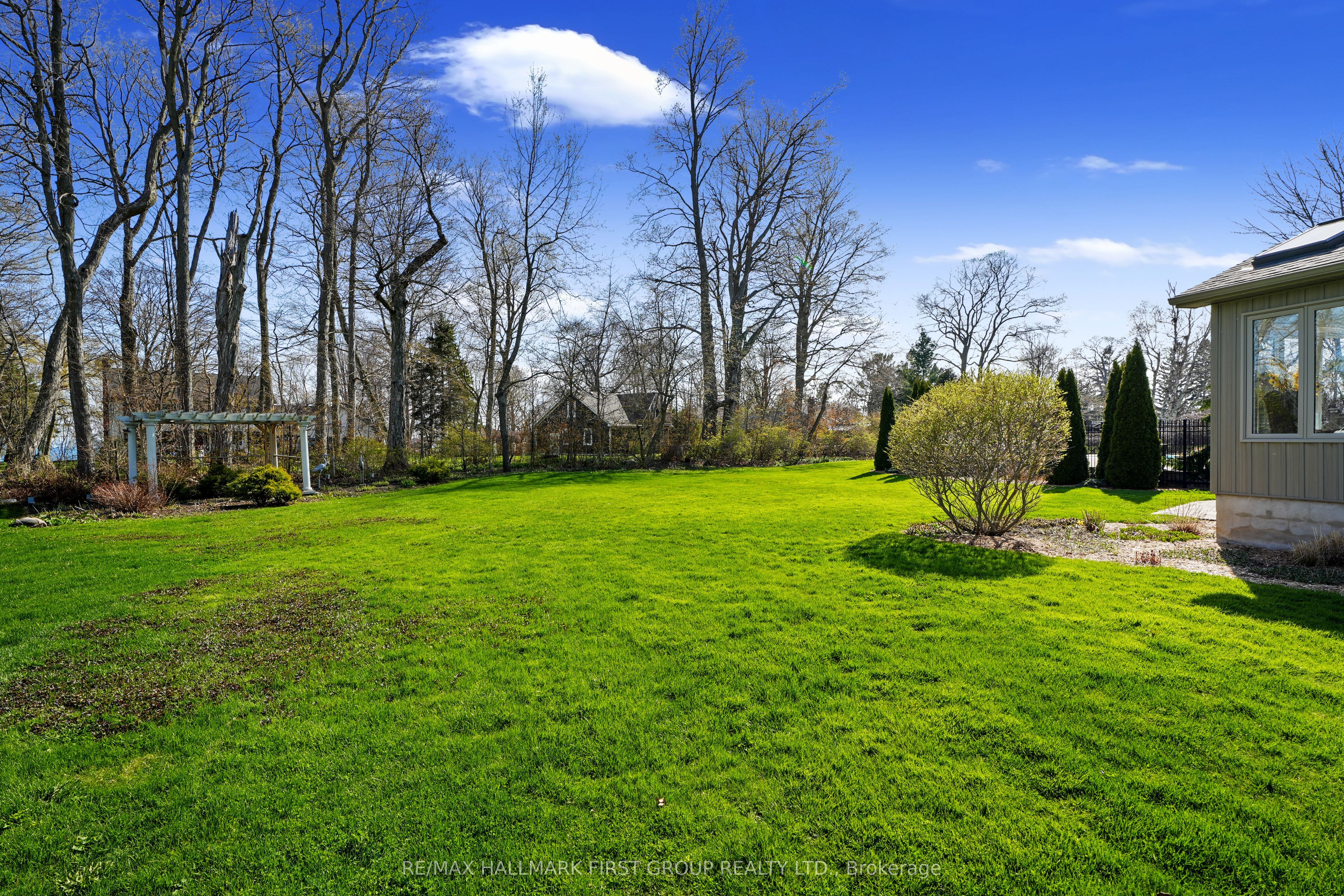 3 Hamilton Court Property Photo 48