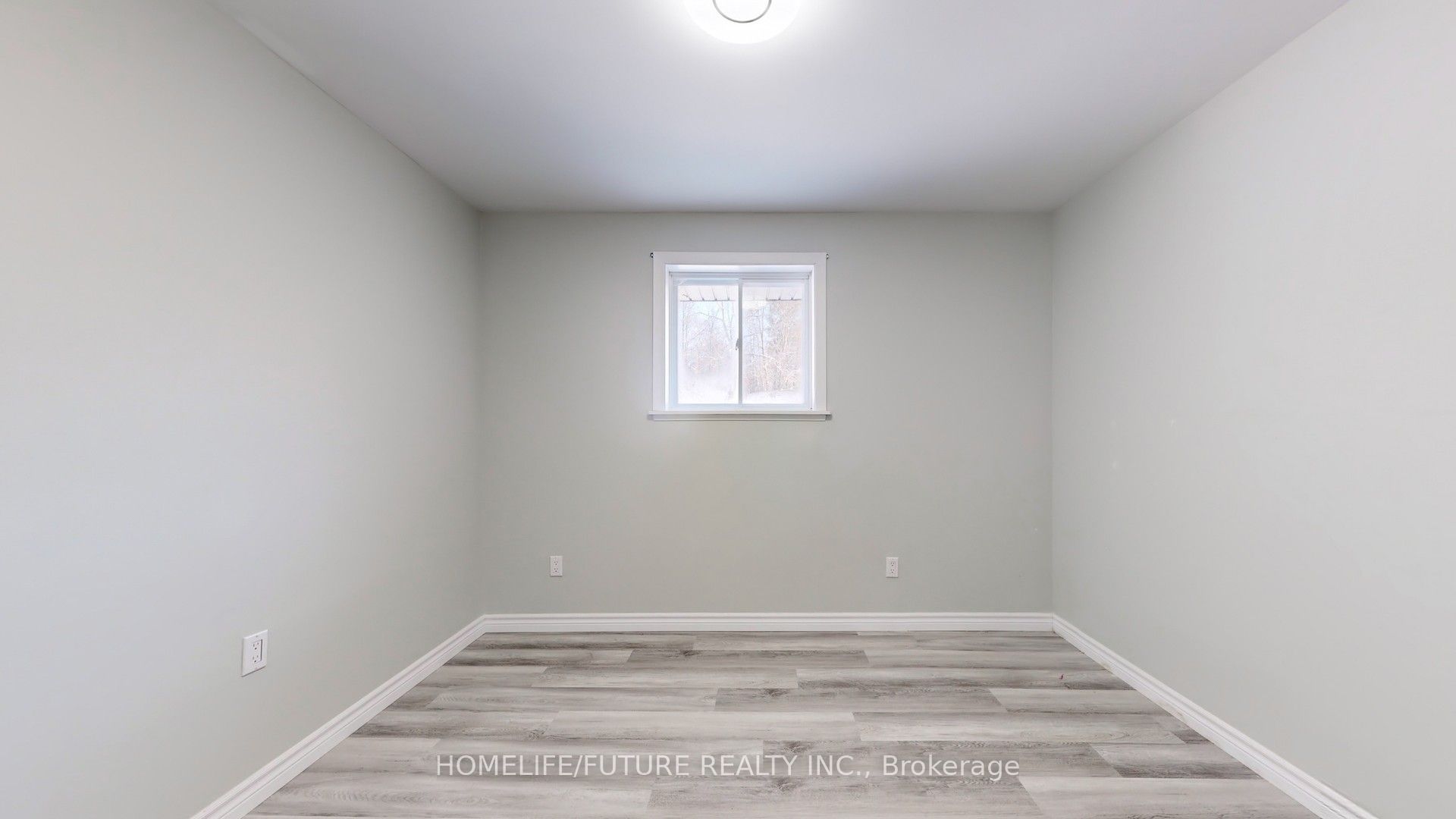 2 Response Street Property Photo 32