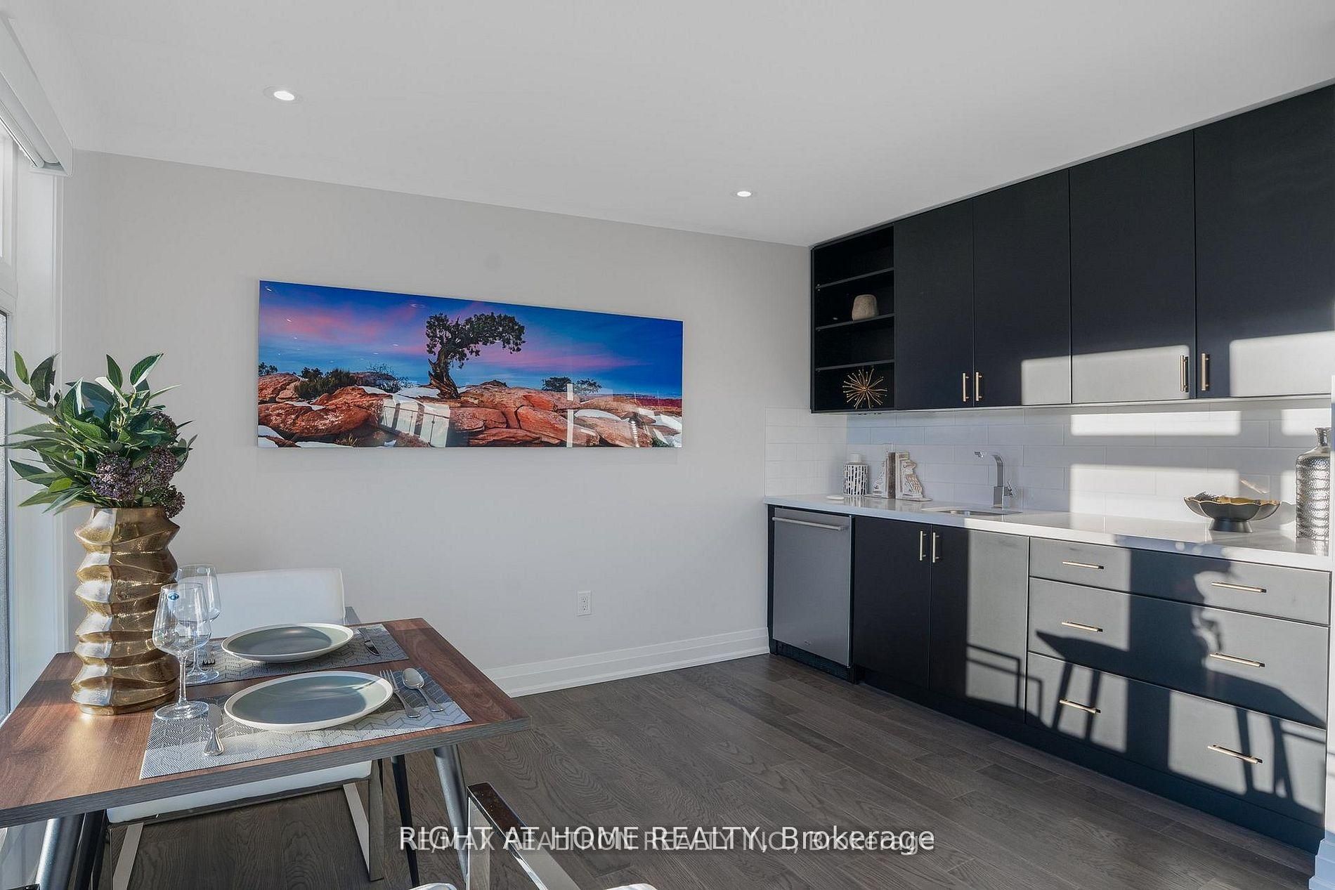 101 Sladden Court Property Photo 27