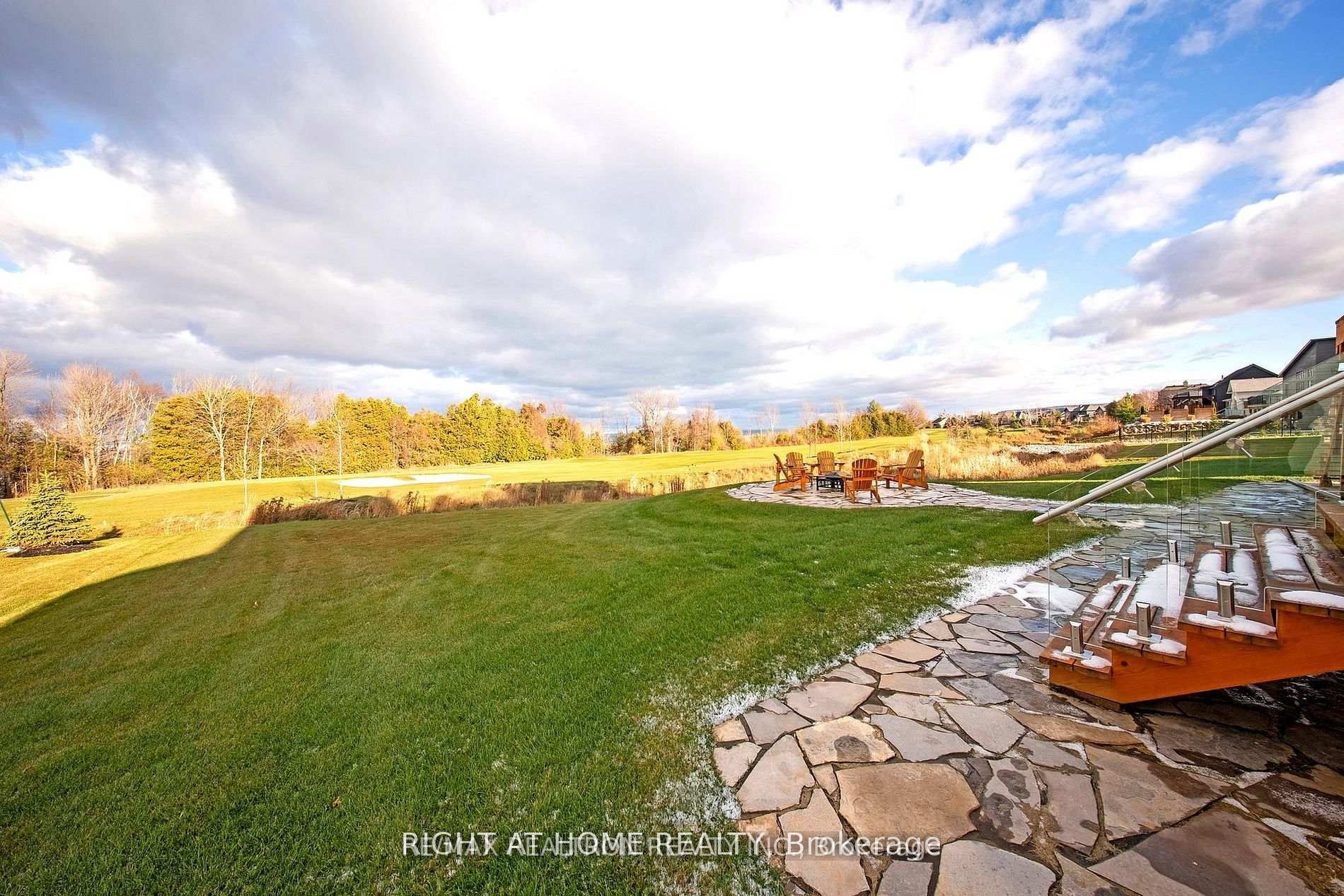 101 Sladden Court Property Photo 44