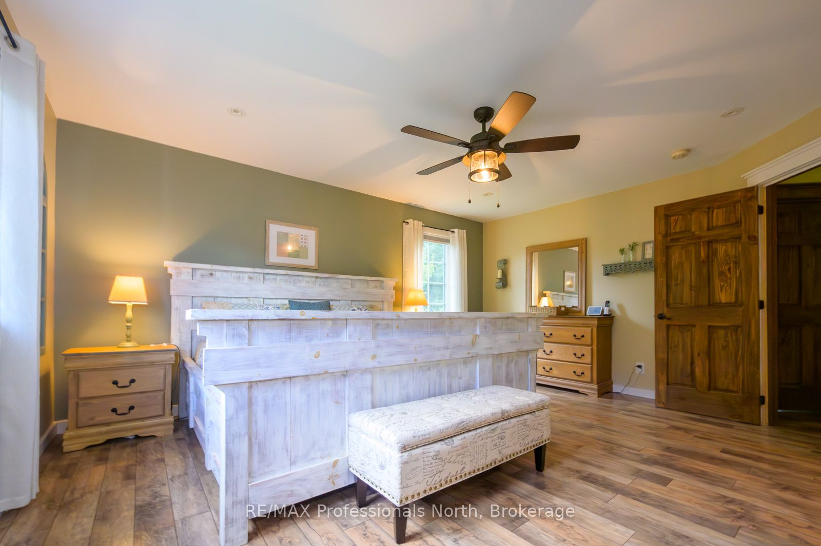 427 Skyhills Road Property Photo 19