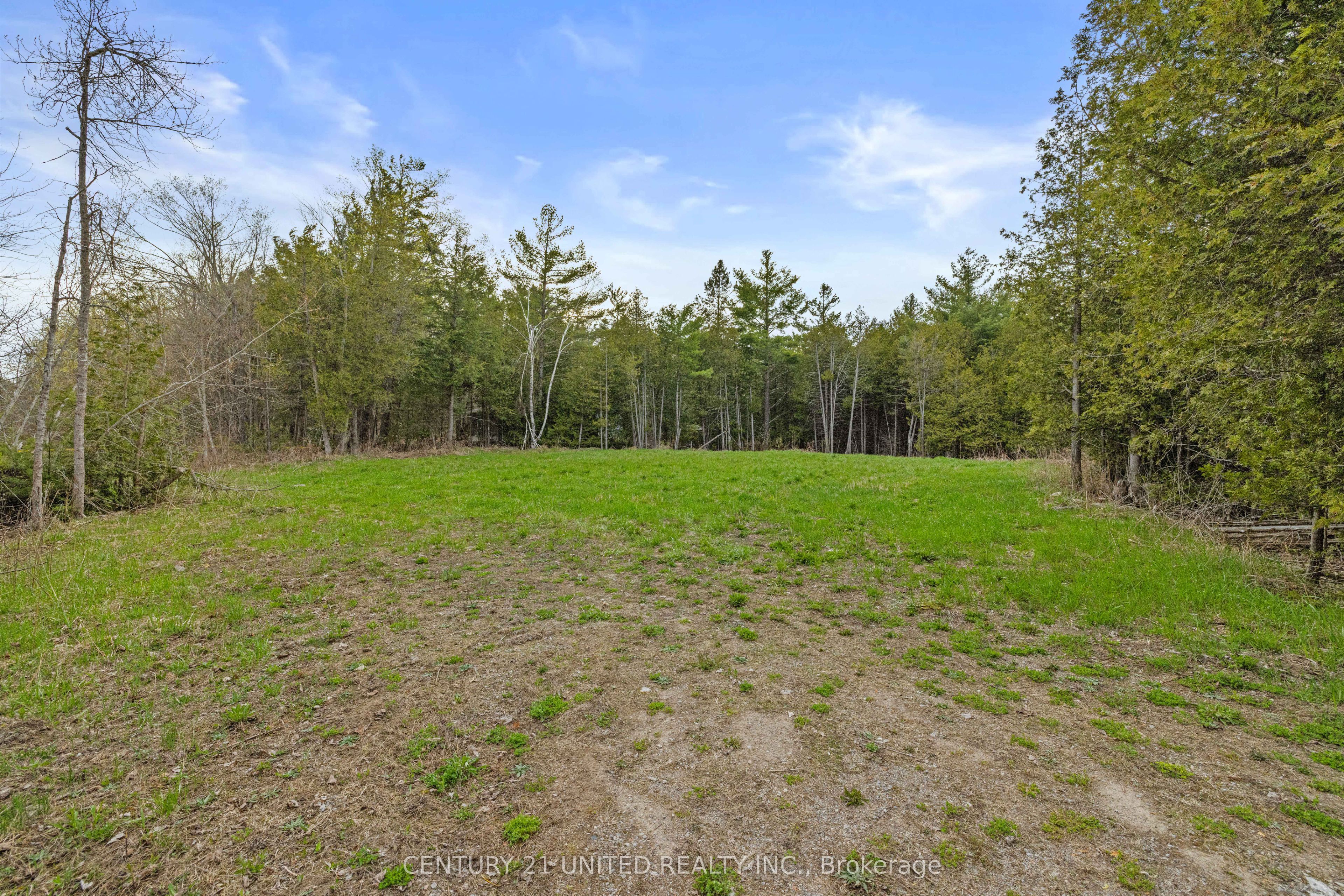 922 County Road 6 Property Photo 2