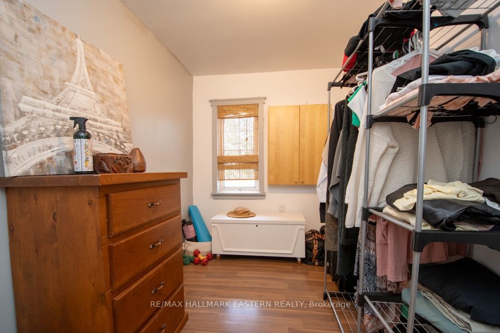 2305 Thurstonia Road Property Photo 16