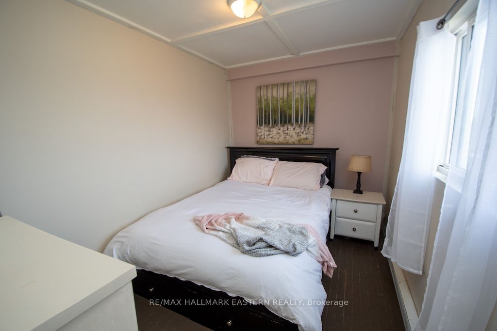 2305 Thurstonia Road Property Photo 19