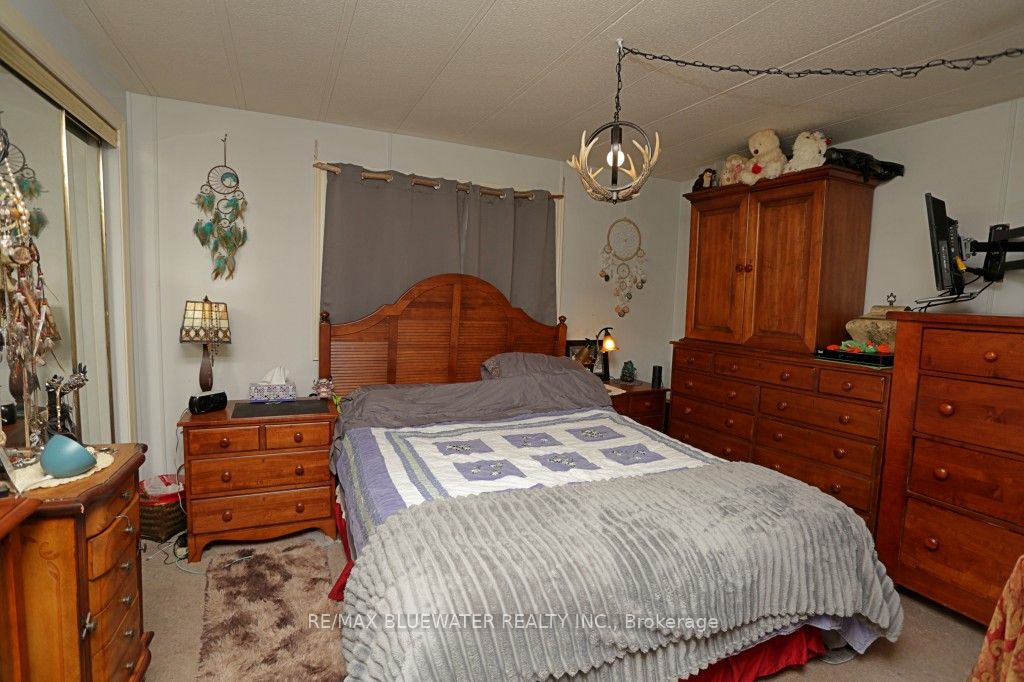 35 Pebble Beach Parkway Property Photo 16
