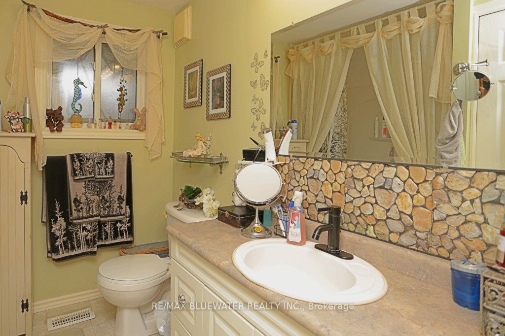35 Pebble Beach Parkway Property Photo 18