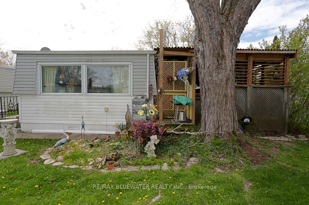 35 Pebble Beach Parkway Property Photo 21
