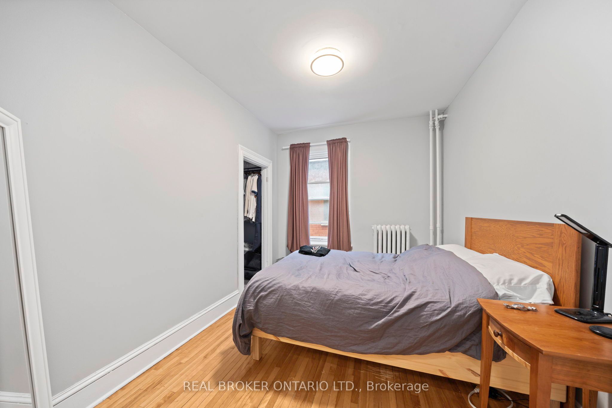 72 Fifth Avenue Property Photo 21