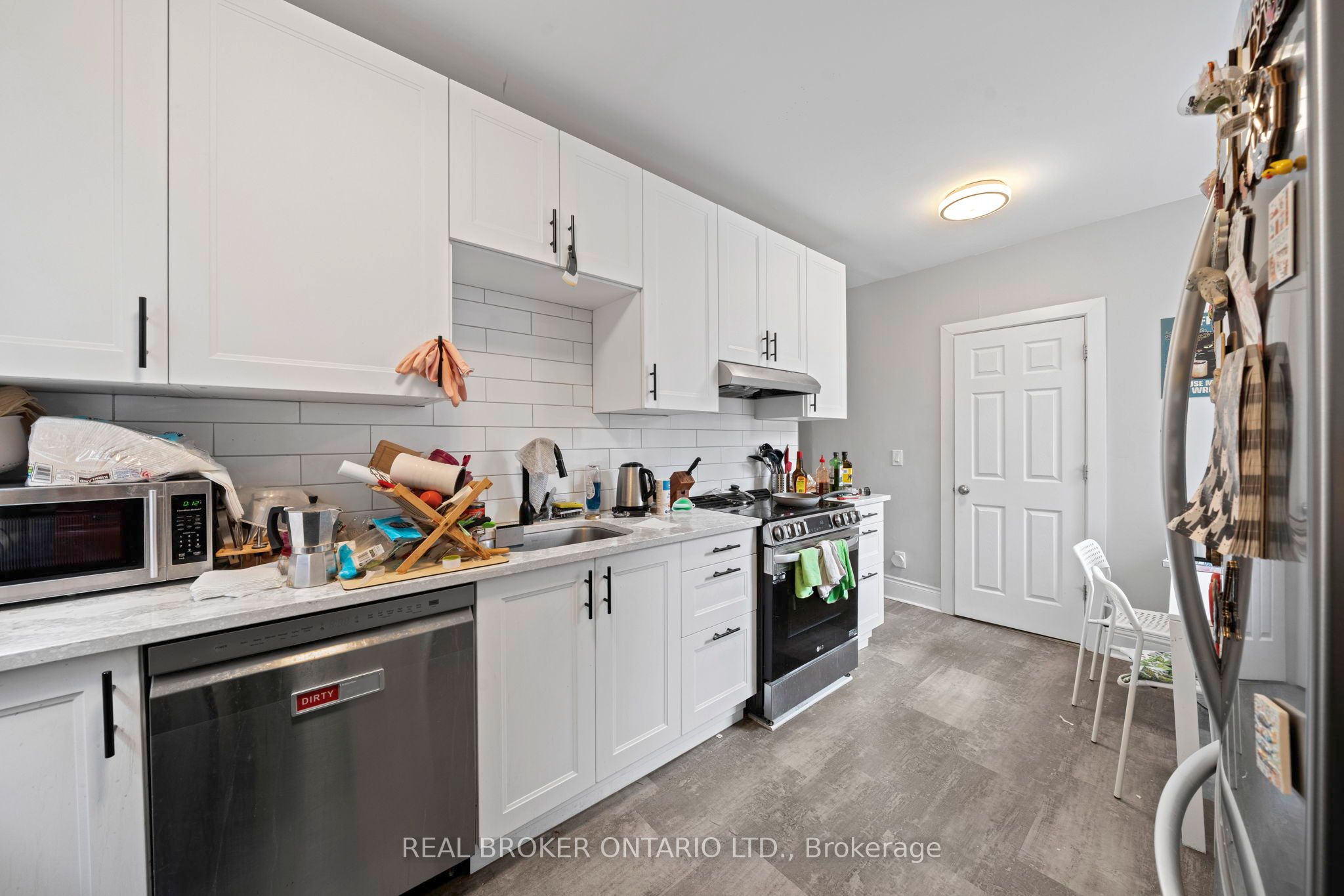 72 Fifth Avenue Property Photo 25