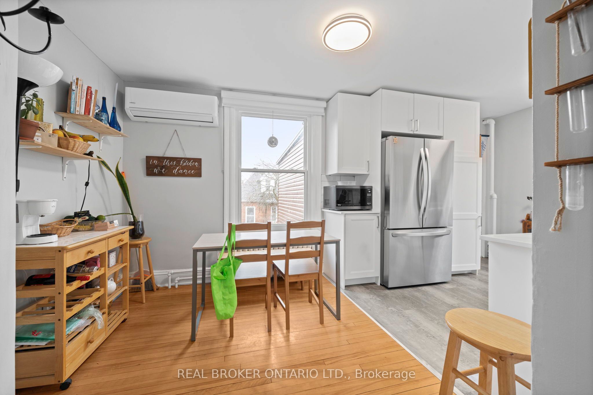 72 Fifth Avenue Property Photo 28