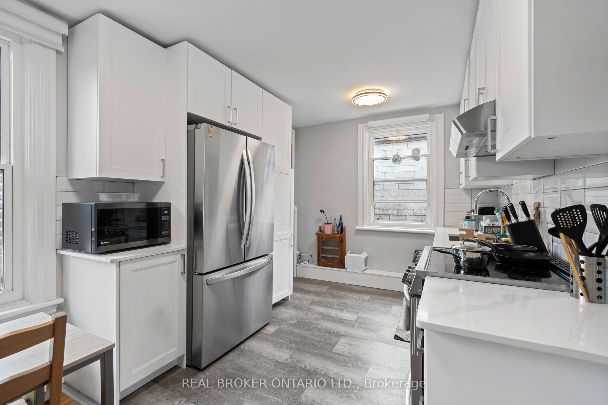 72 Fifth Avenue Property Photo 29