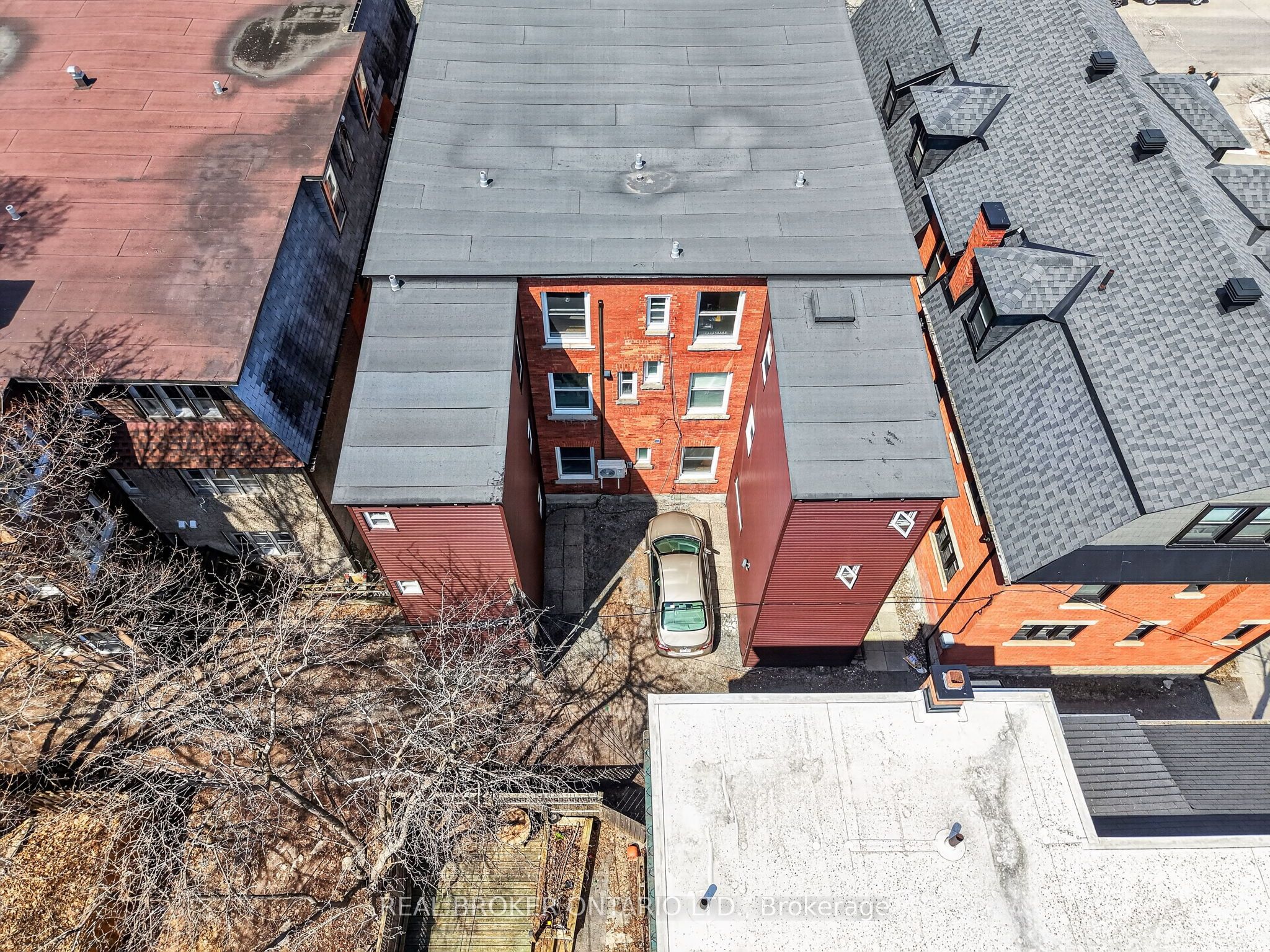 72 Fifth Avenue Property Photo 39