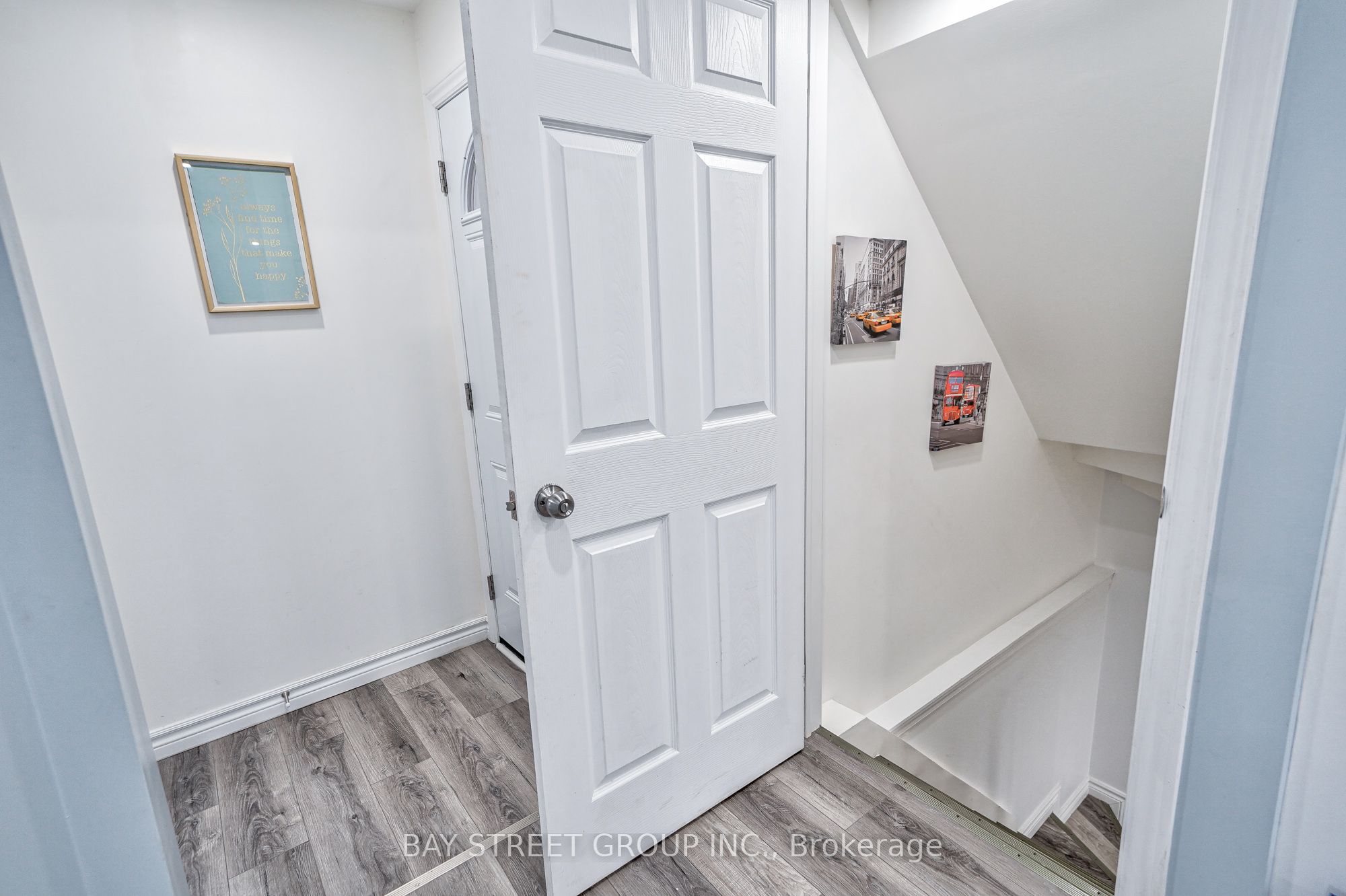5241 Kitchener Street Property Photo 23