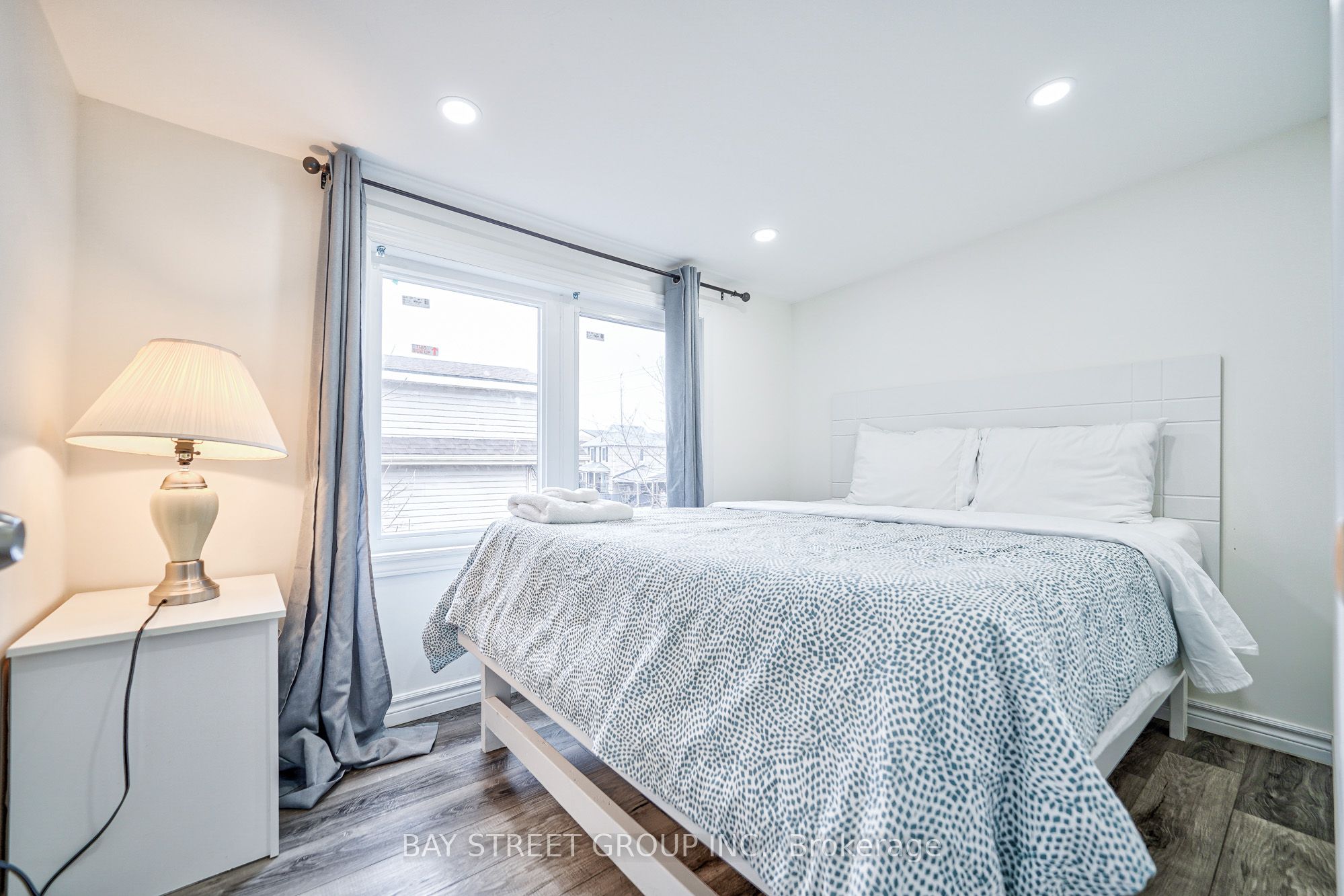 5241 Kitchener Street Property Photo 33