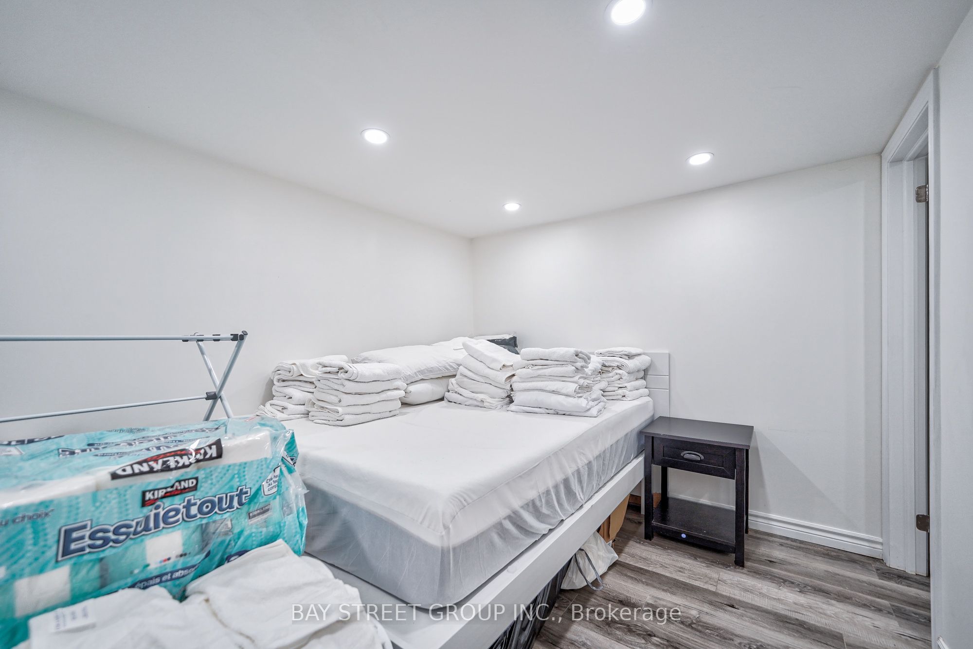 5241 Kitchener Street Property Photo 44