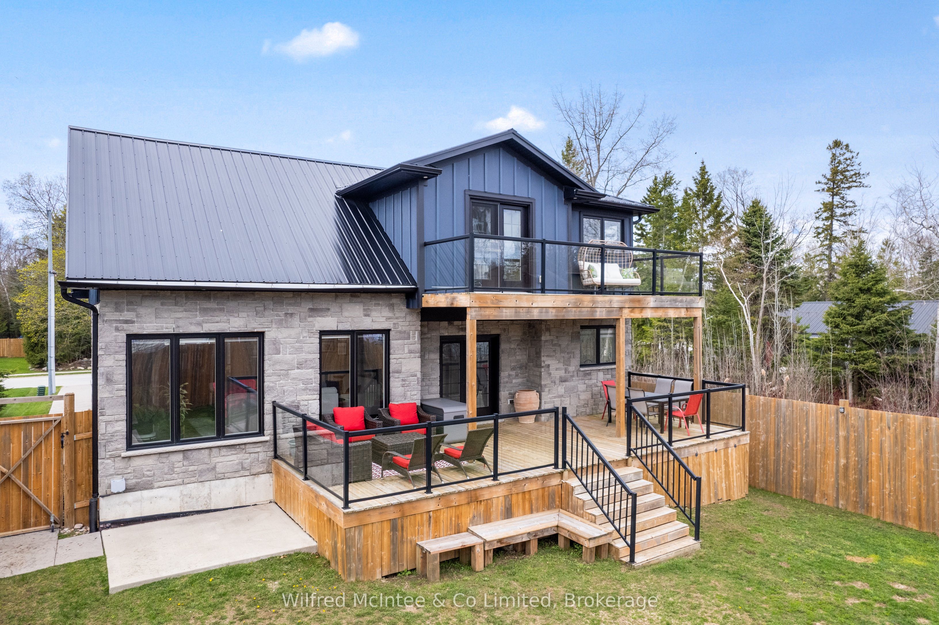 107 Ottawa Avenue Property Photo 45