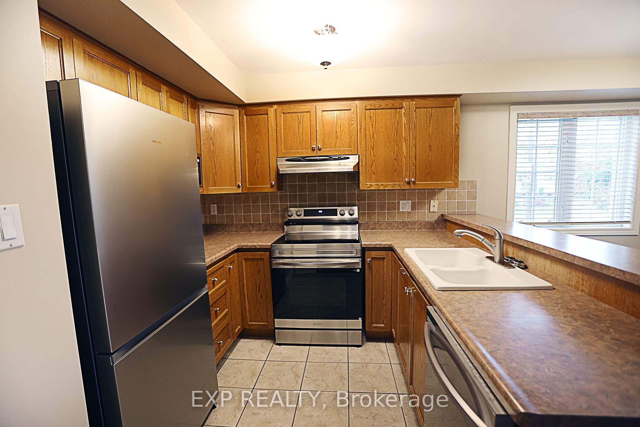 2 Harbour Drive 9 Property Photo 6