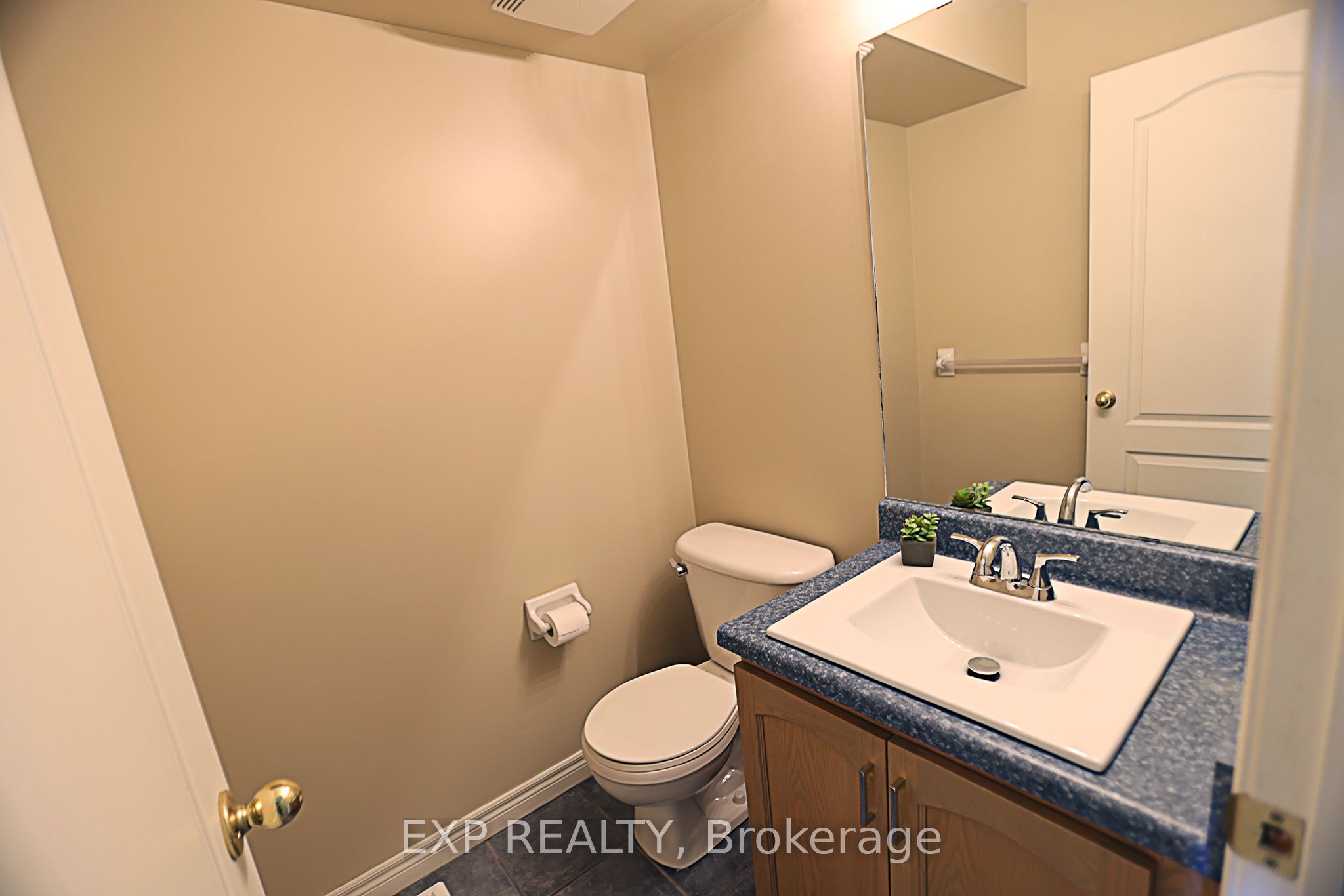 2 Harbour Drive 9 Property Photo 18