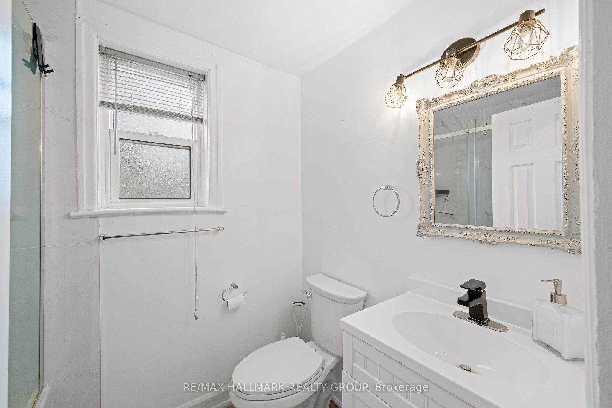 267 Park Street Property Photo 8