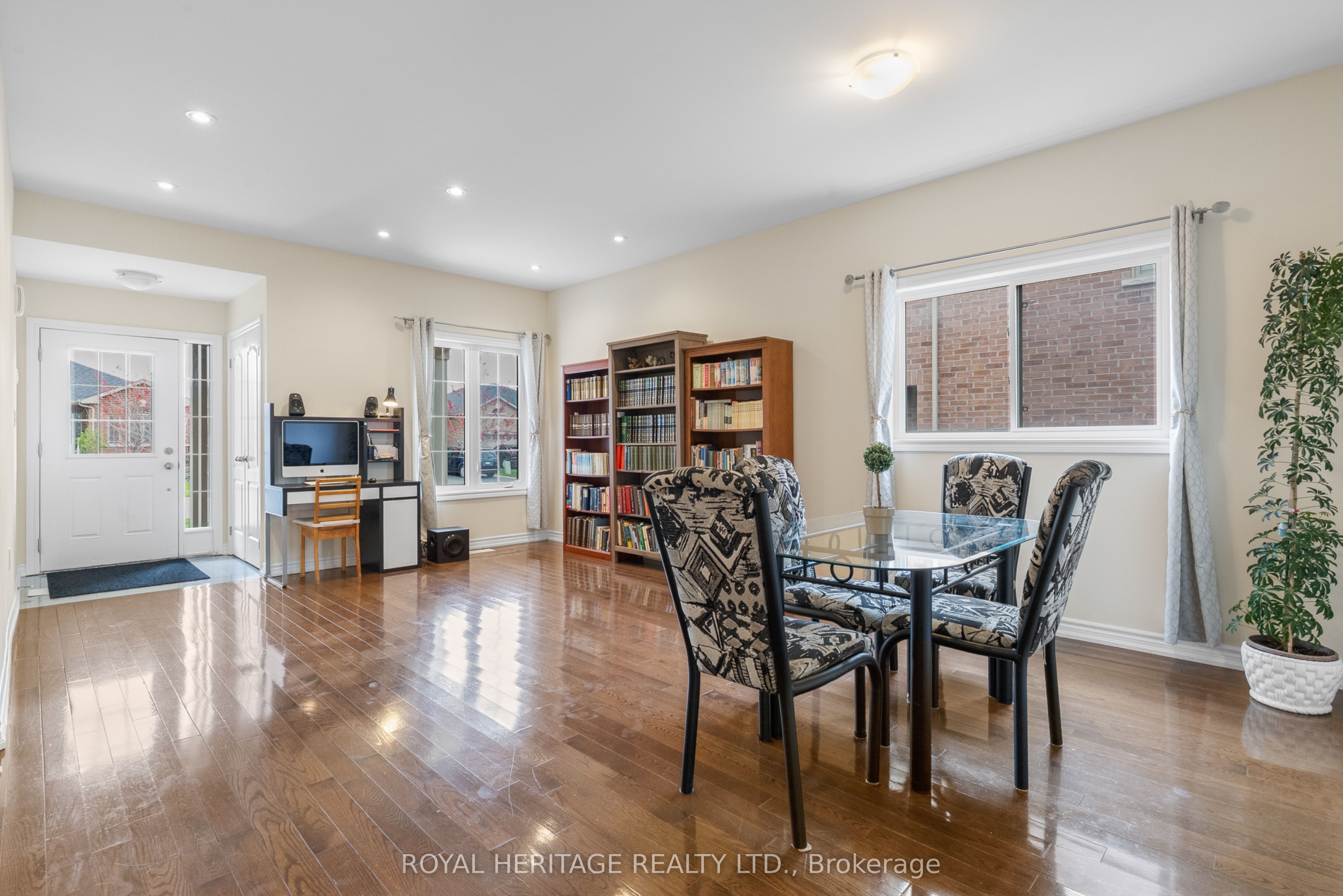 141 Springdale Drive Property Photo 4